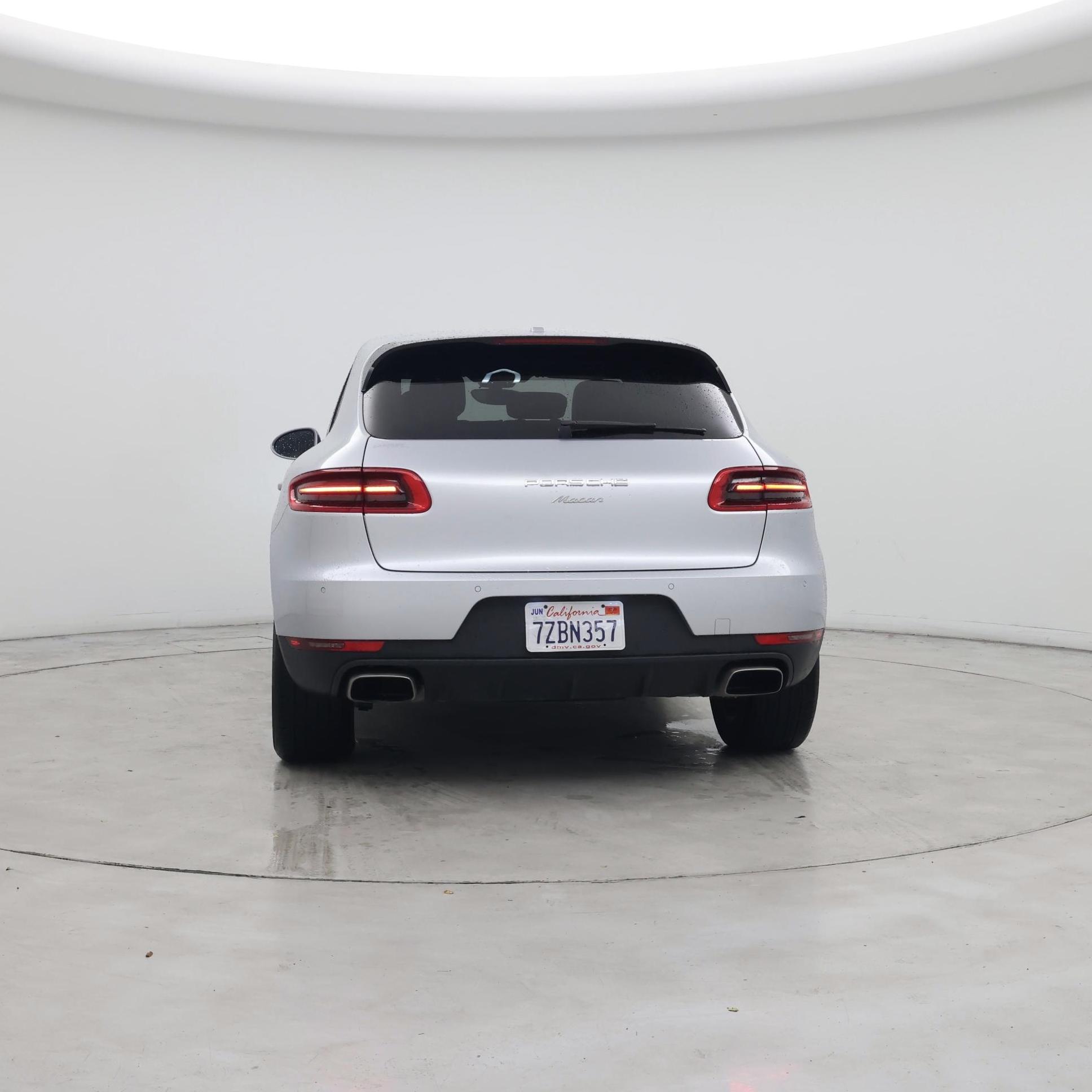 Thumbnail: 2017 Porsche Macan - 6