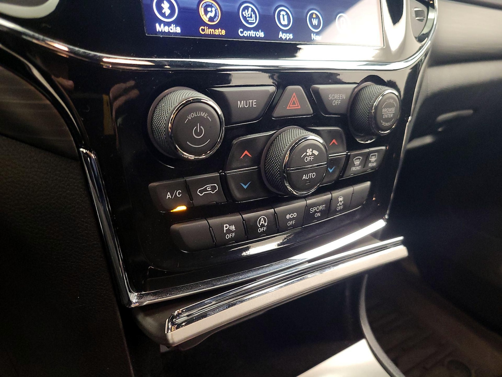 2022 Jeep Grand Cherokee WK Laredo X - Photo 18