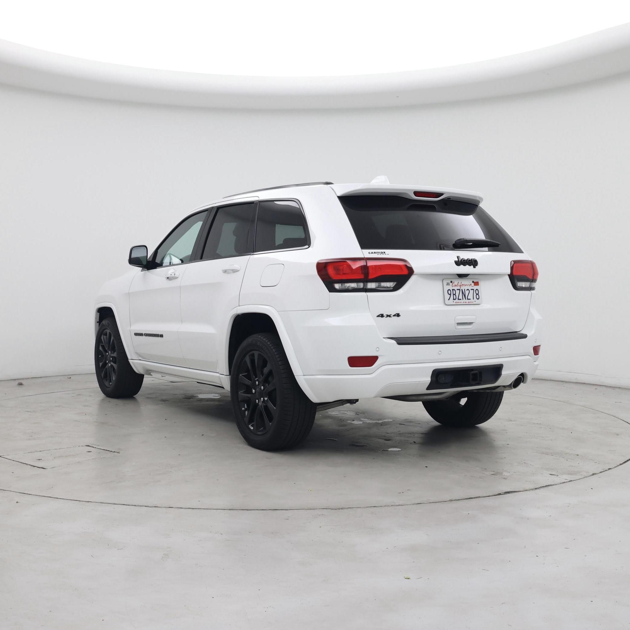 Thumbnail: 2022 Jeep Grand Cherokee - 2