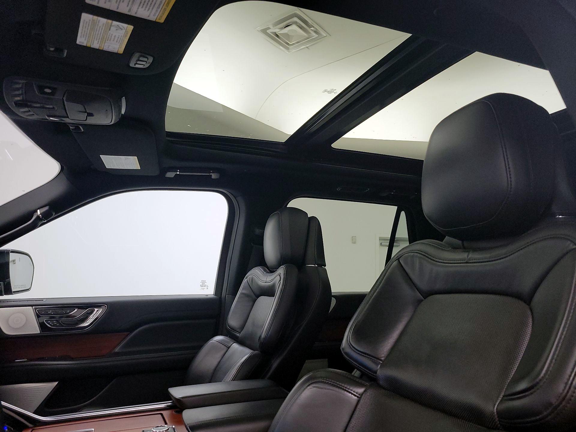 Thumbnail: 2020 Lincoln Navigator - 20