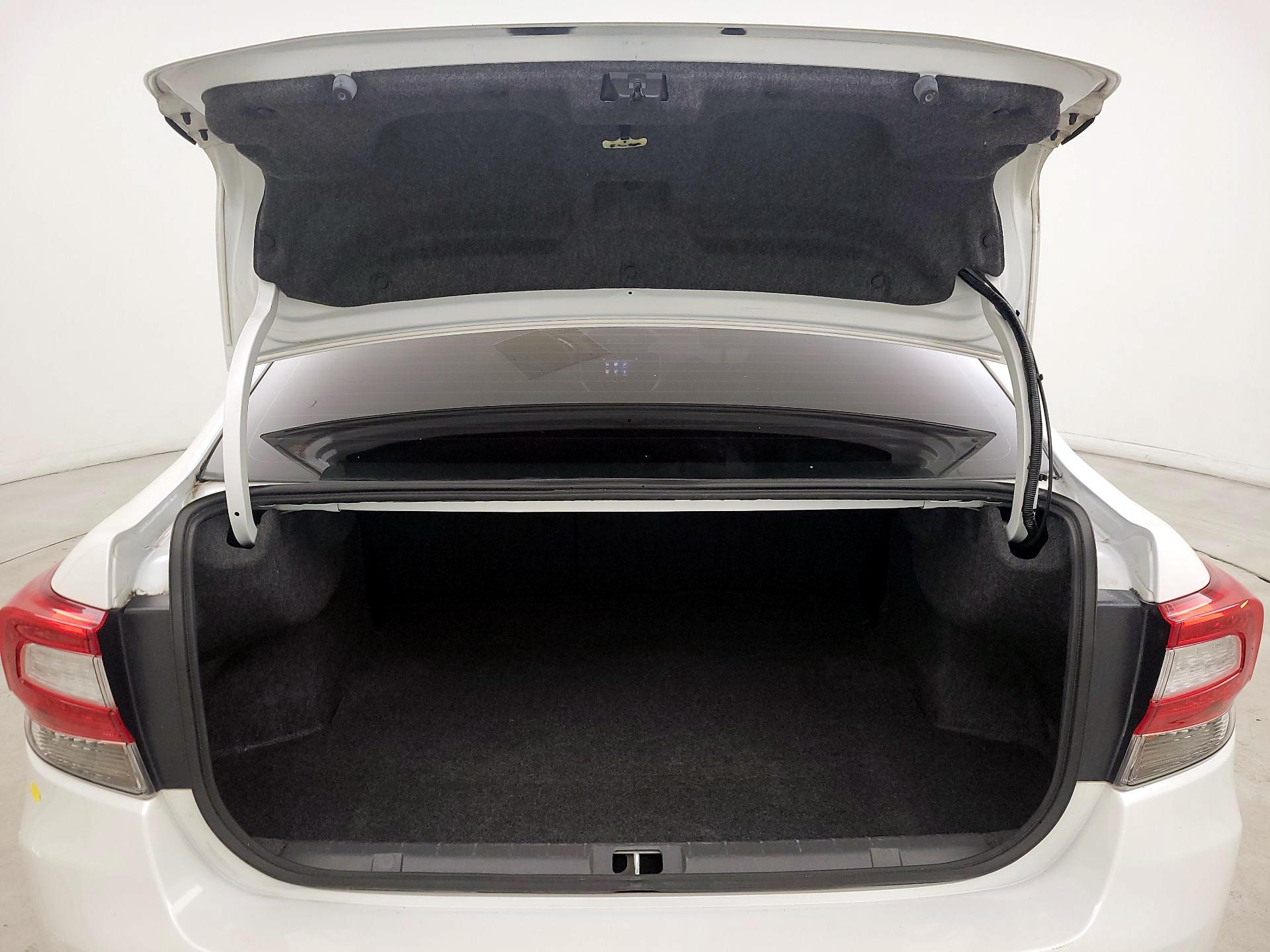 Thumbnail: 2017 Subaru Impreza - 18