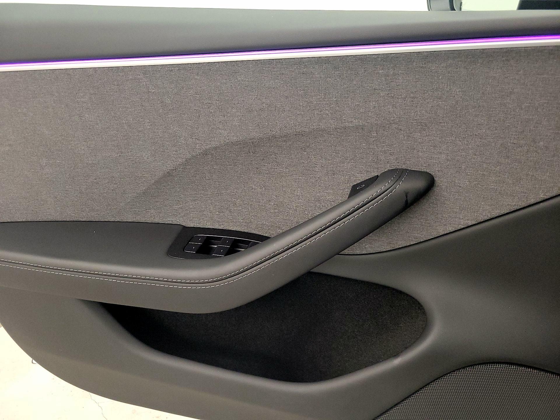 Thumbnail: 2025 Tesla Model 3 - 12