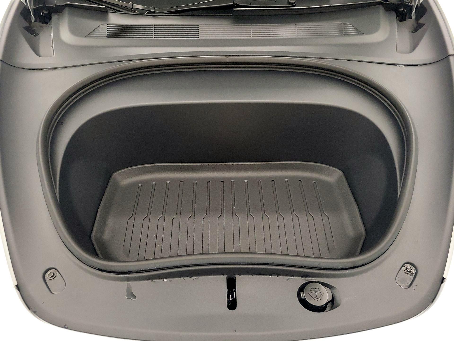 Thumbnail: 2025 Tesla Model 3 - 20