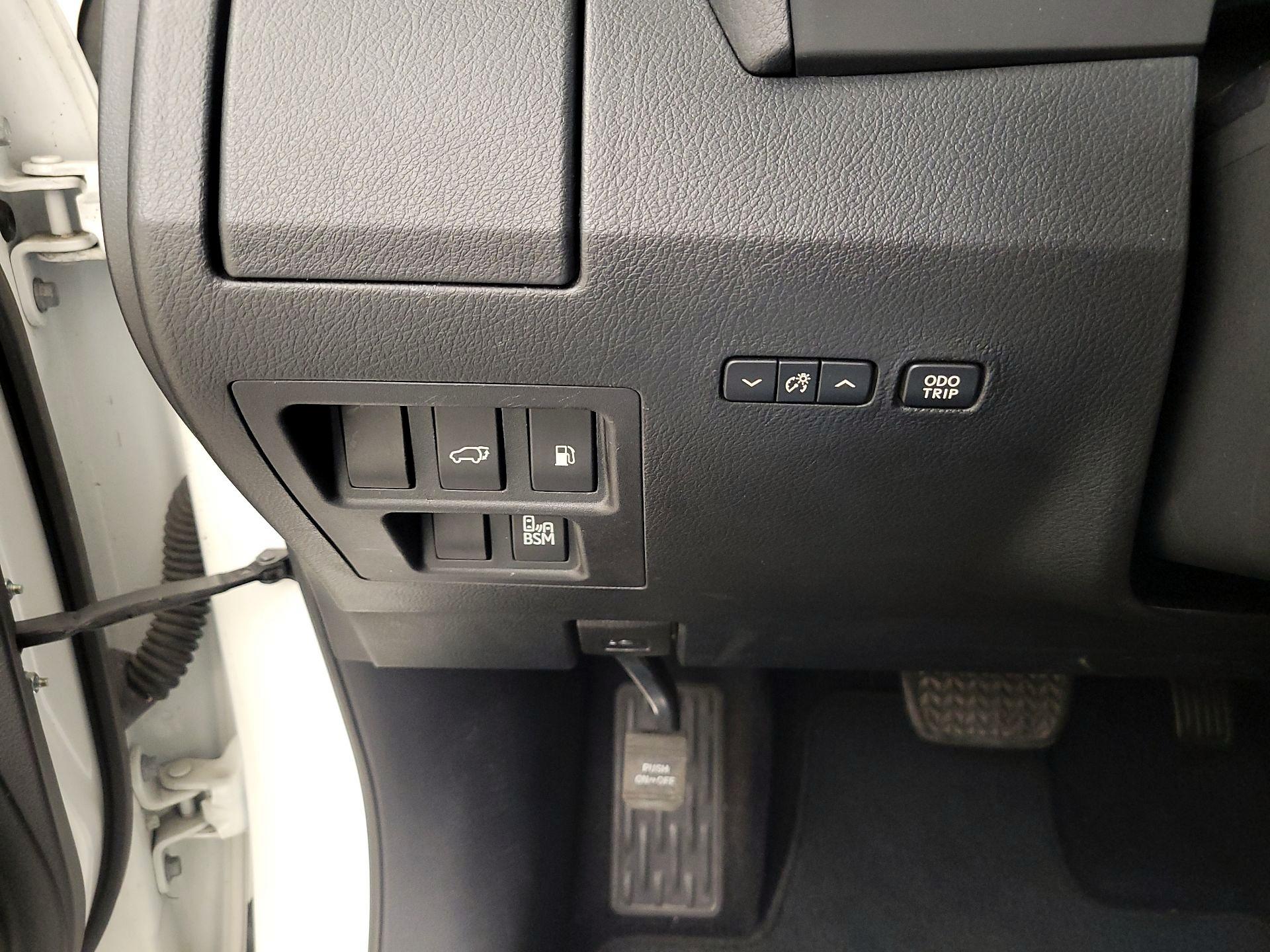 Thumbnail: 2014 Lexus RX - 13