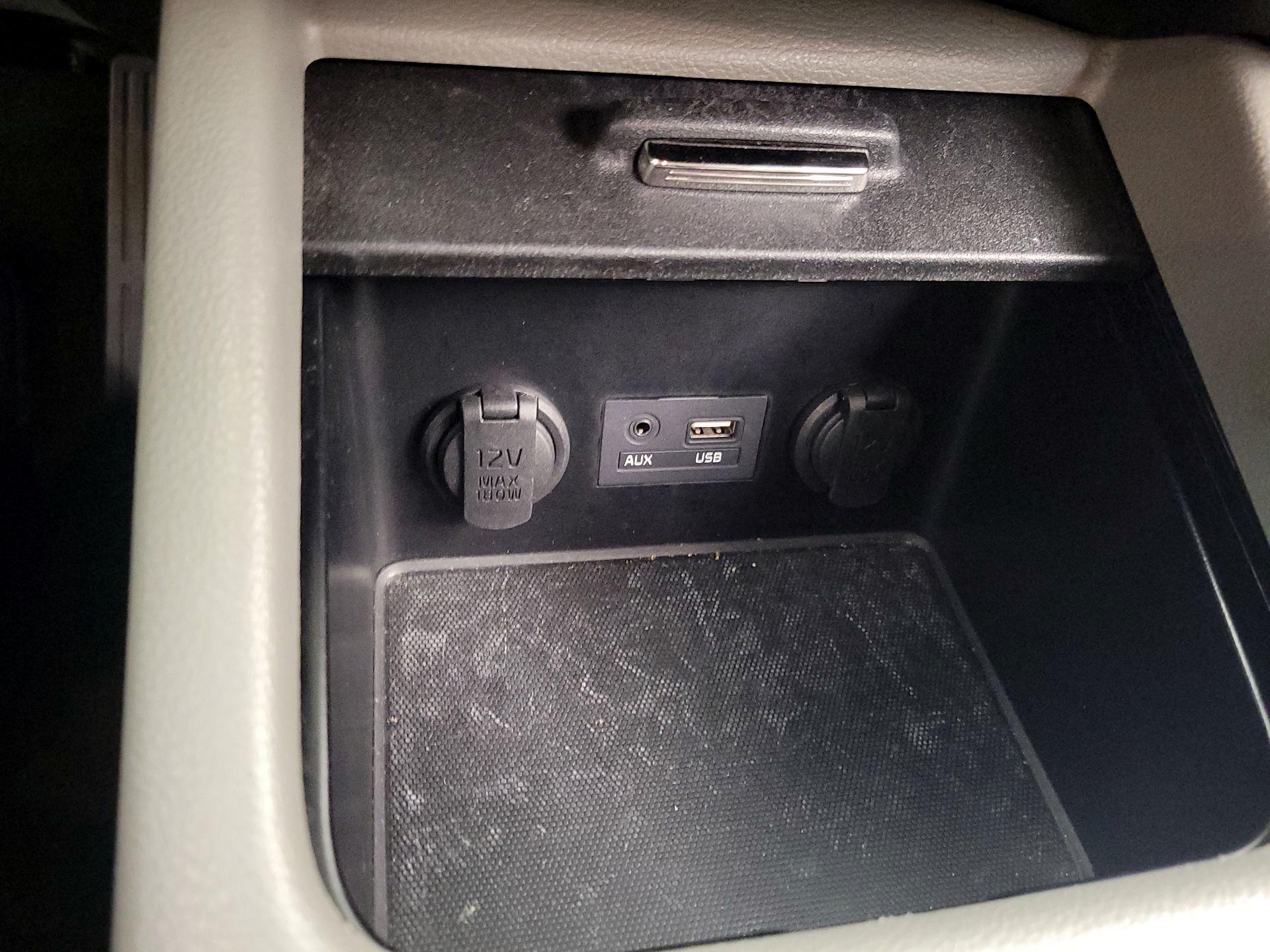 Thumbnail: 2016 Kia Forte - 17