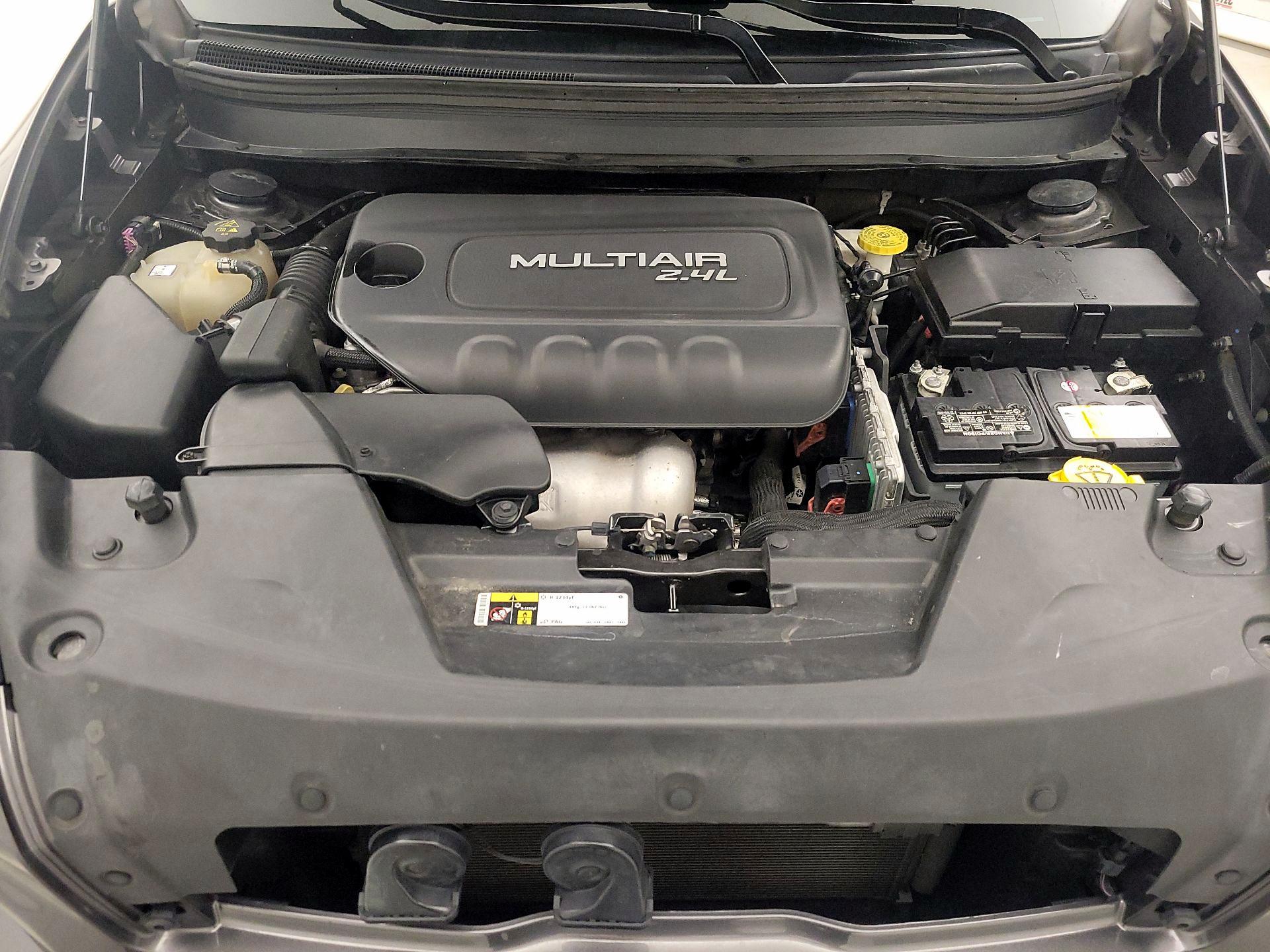 Thumbnail: 2017 Jeep Cherokee - 20