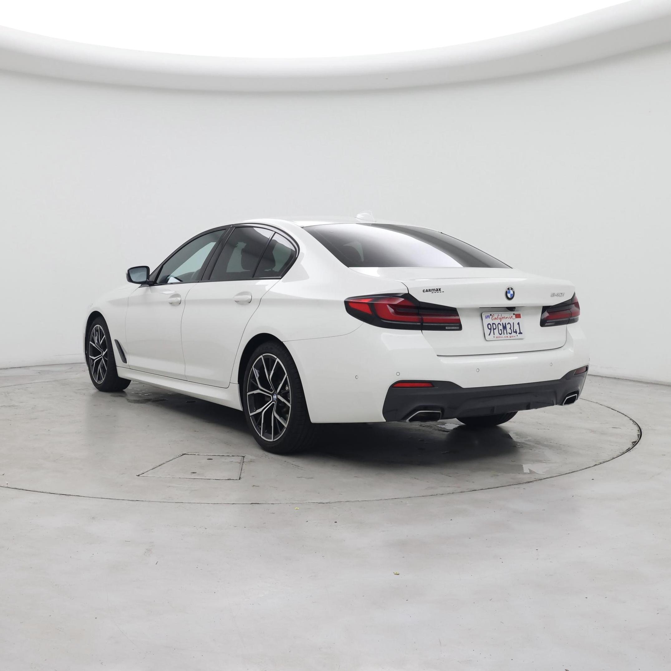 Thumbnail: 2022 BMW 5 Series - 2