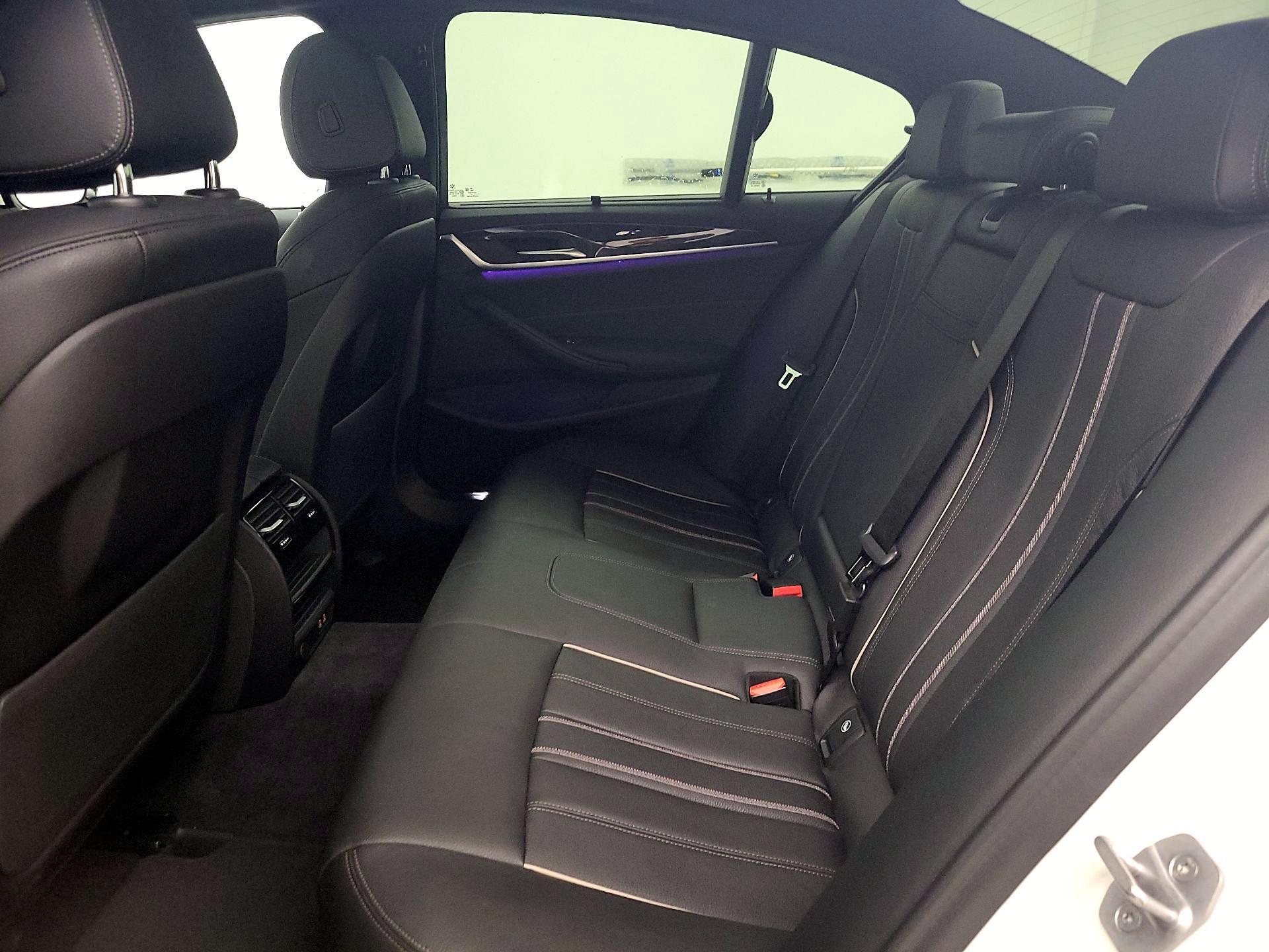 Thumbnail: 2022 BMW 5 Series - 20