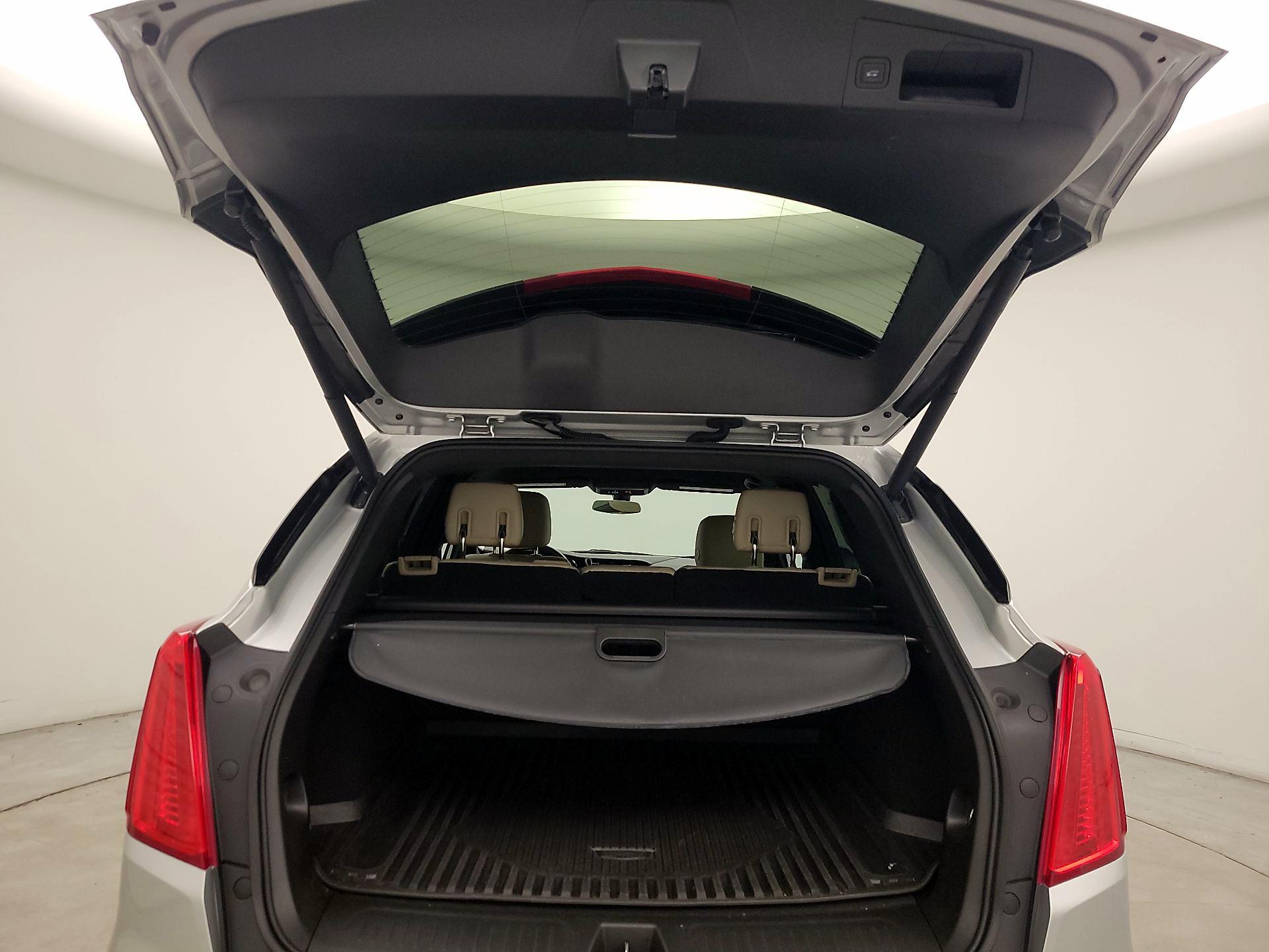 Thumbnail: 2018 Cadillac XT5 - 19