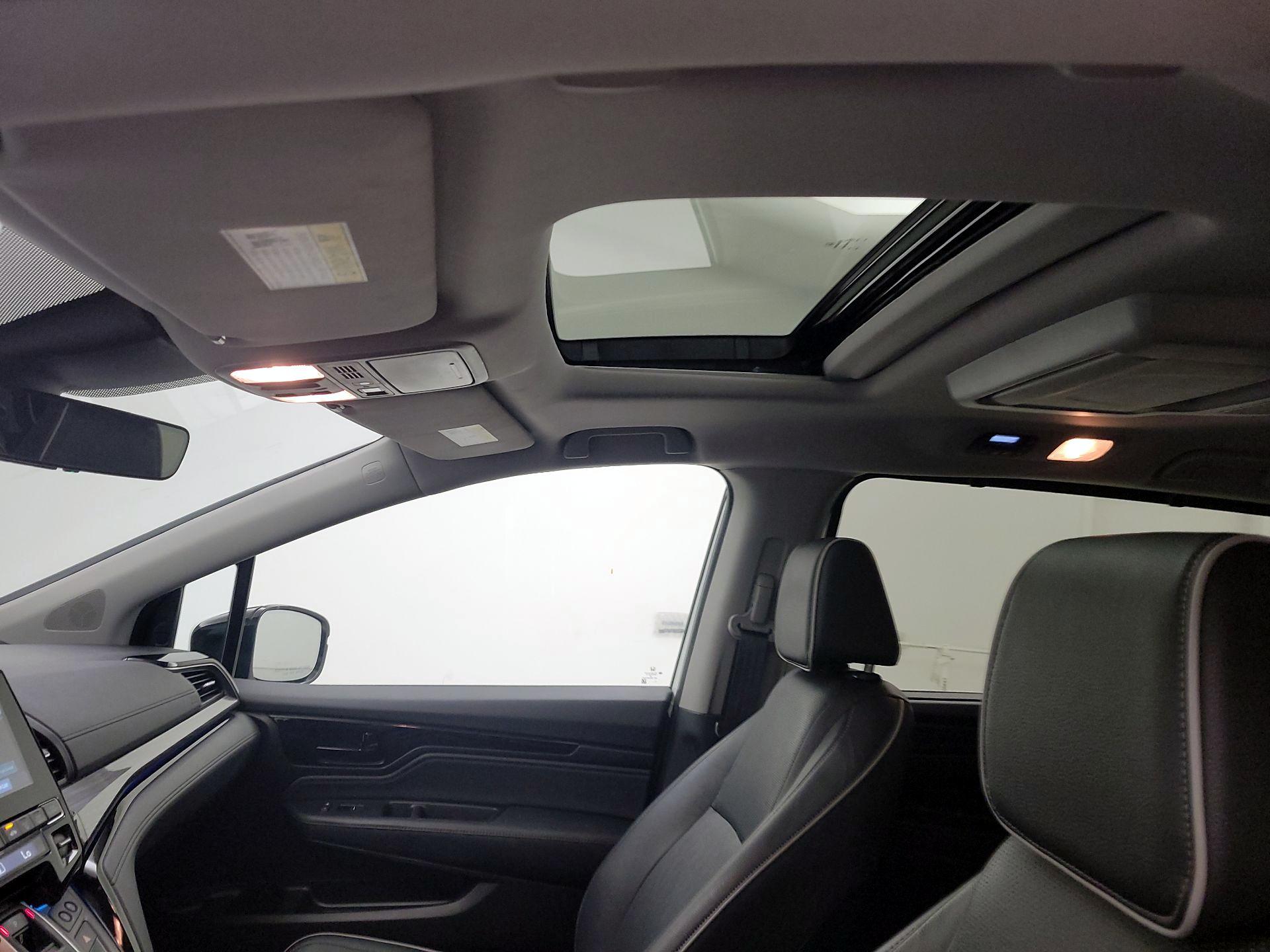 Thumbnail: 2022 Honda Odyssey - 19