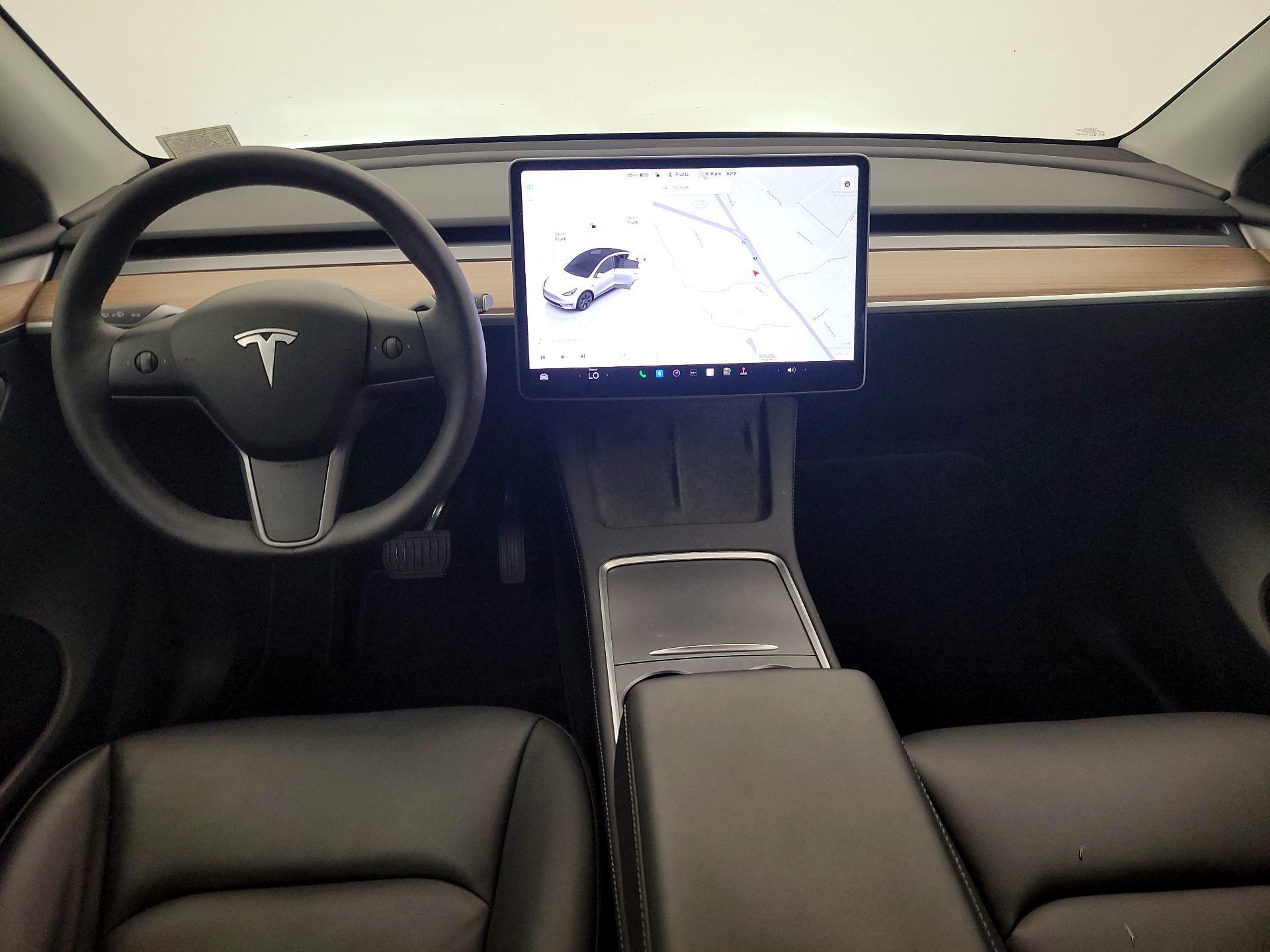 Thumbnail: 2025 Tesla Model Y - 9