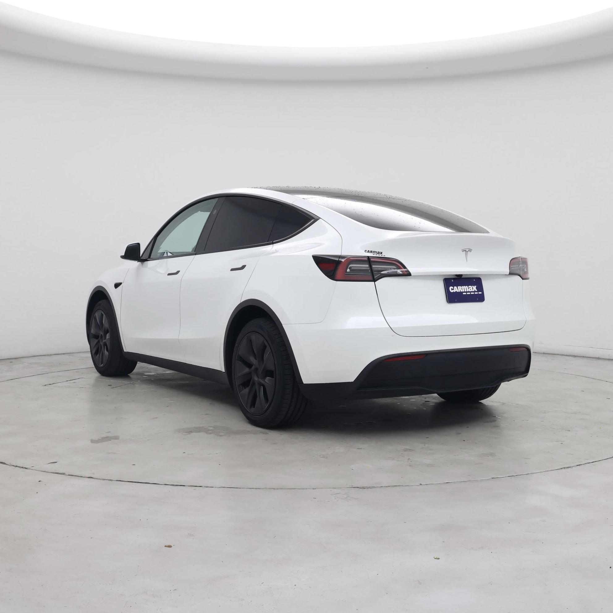 Thumbnail: 2025 Tesla Model Y - 2