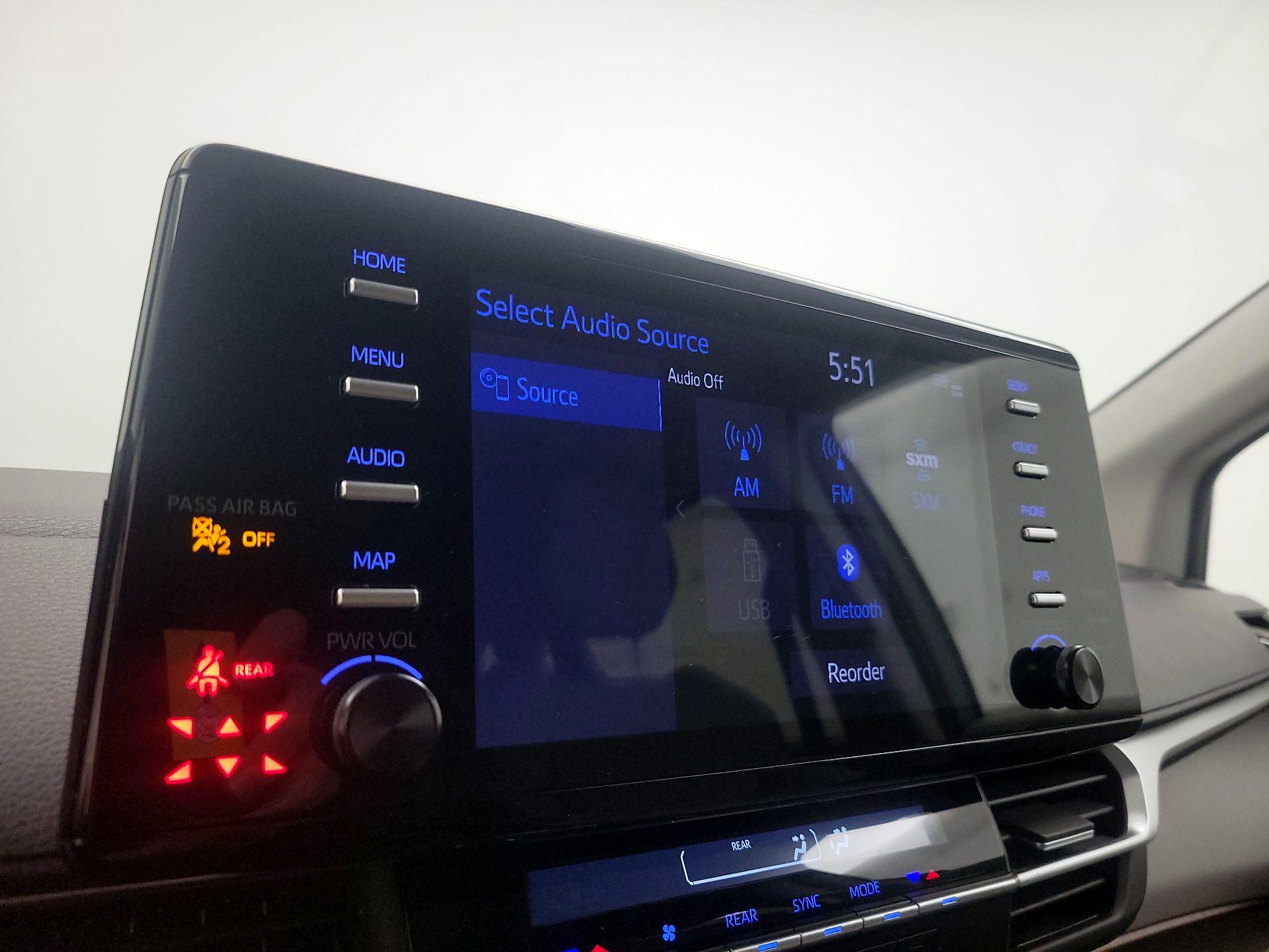 Thumbnail: 2023 Toyota Sienna - 15