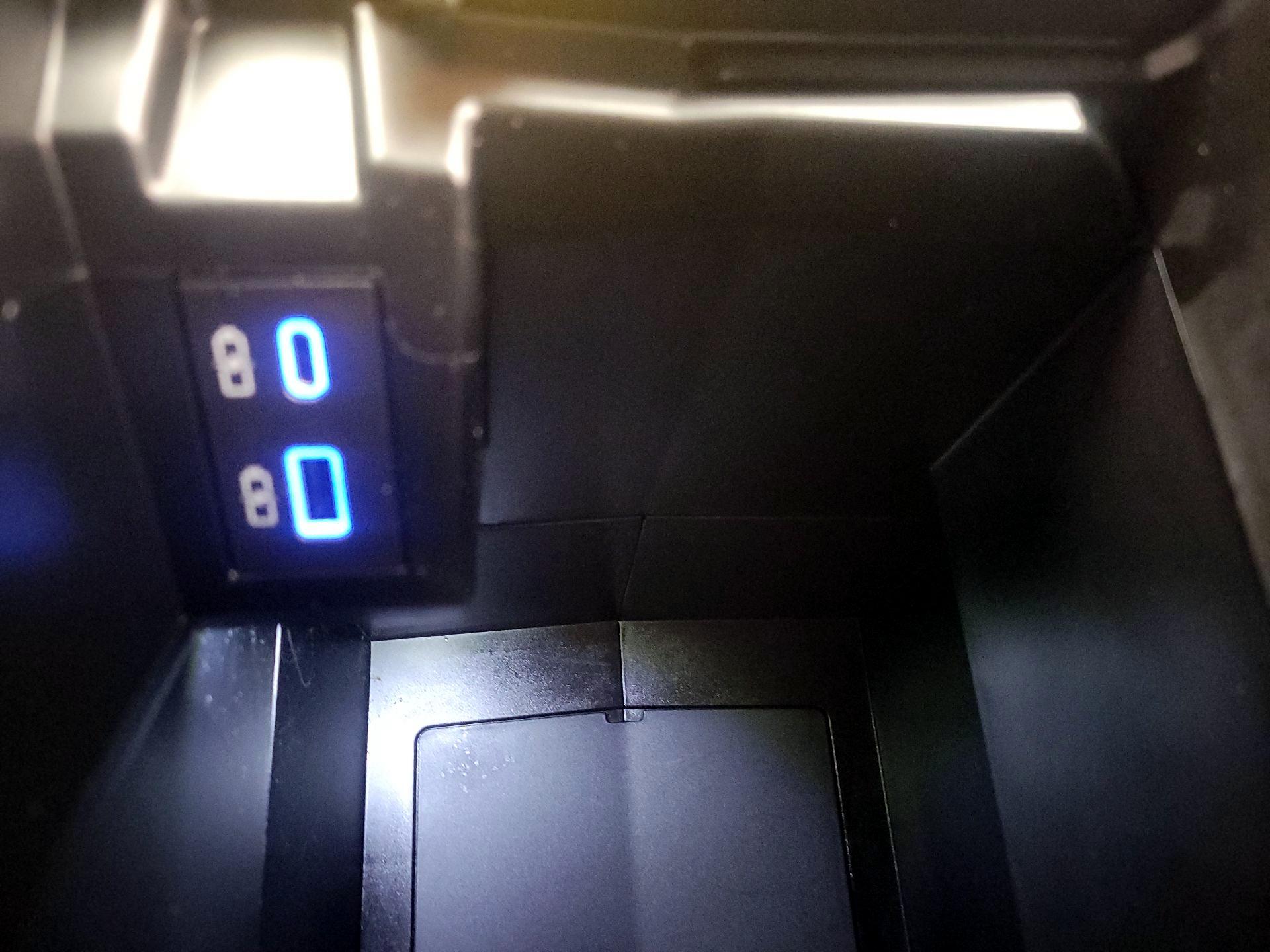 Thumbnail: 2023 Toyota Sienna - 18