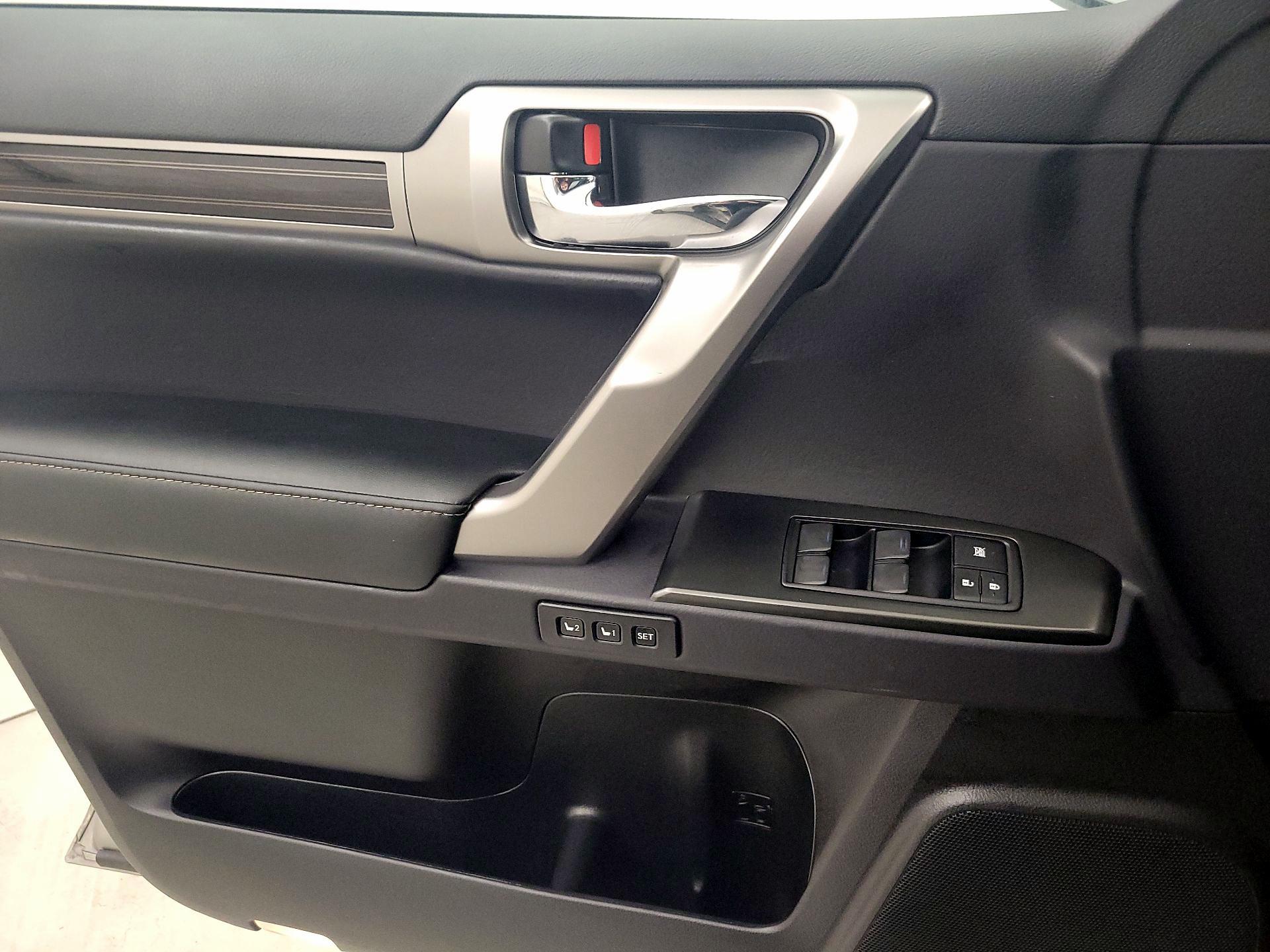 Thumbnail: 2023 Lexus GX - 12