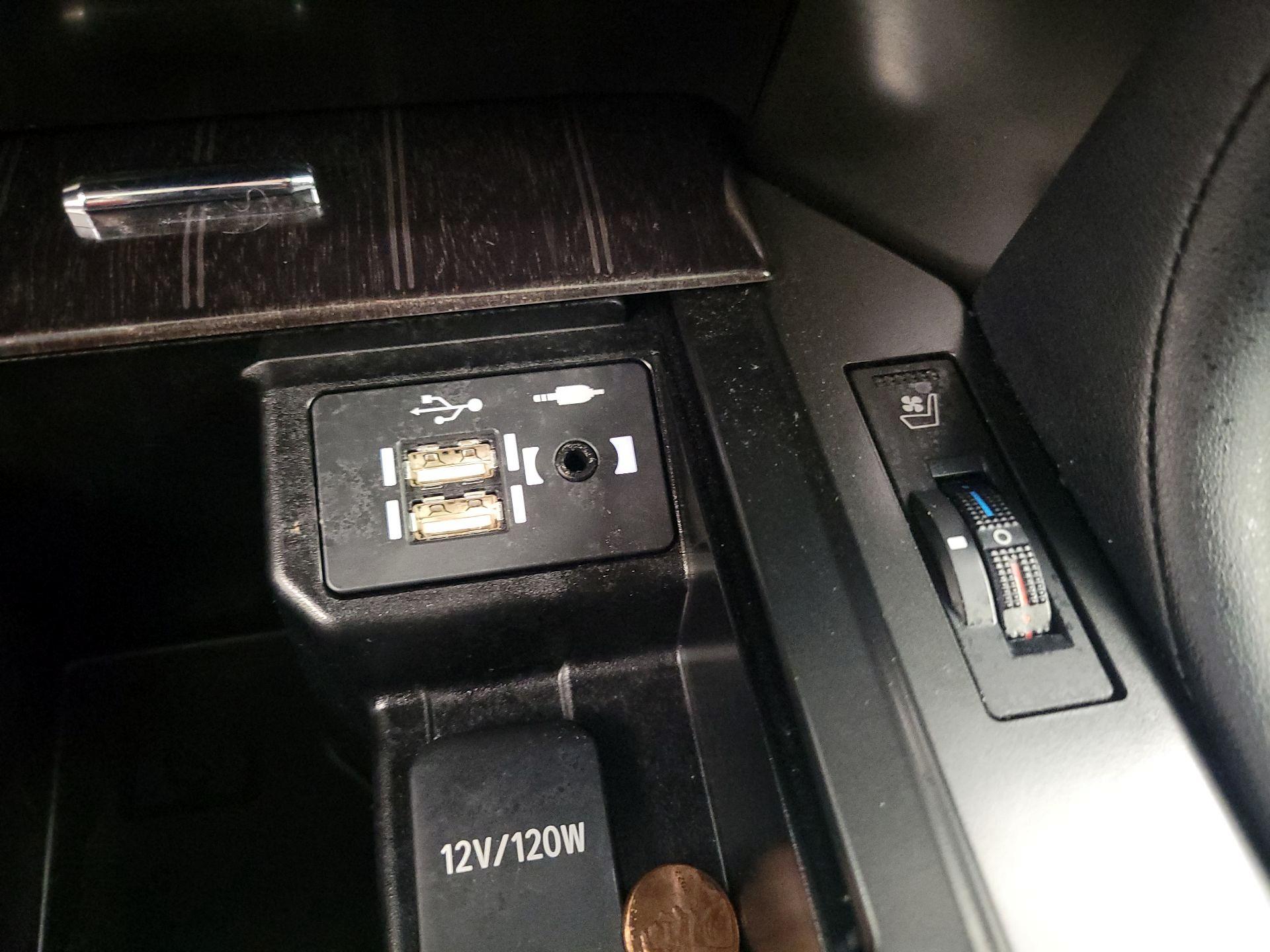 Thumbnail: 2023 Lexus GX - 18