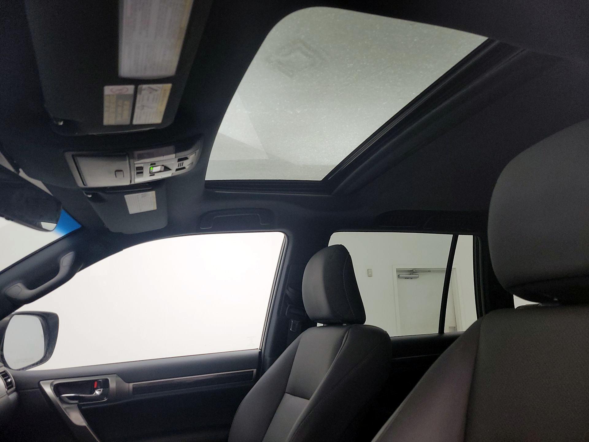 Thumbnail: 2023 Lexus GX - 19