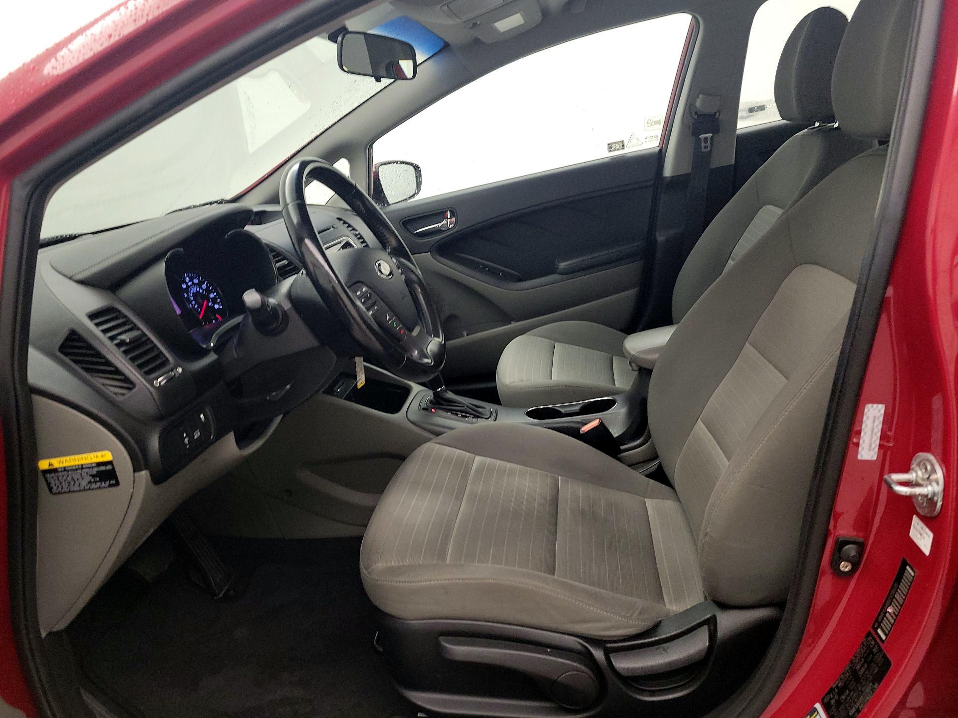 Thumbnail: 2014 Kia Forte - 11