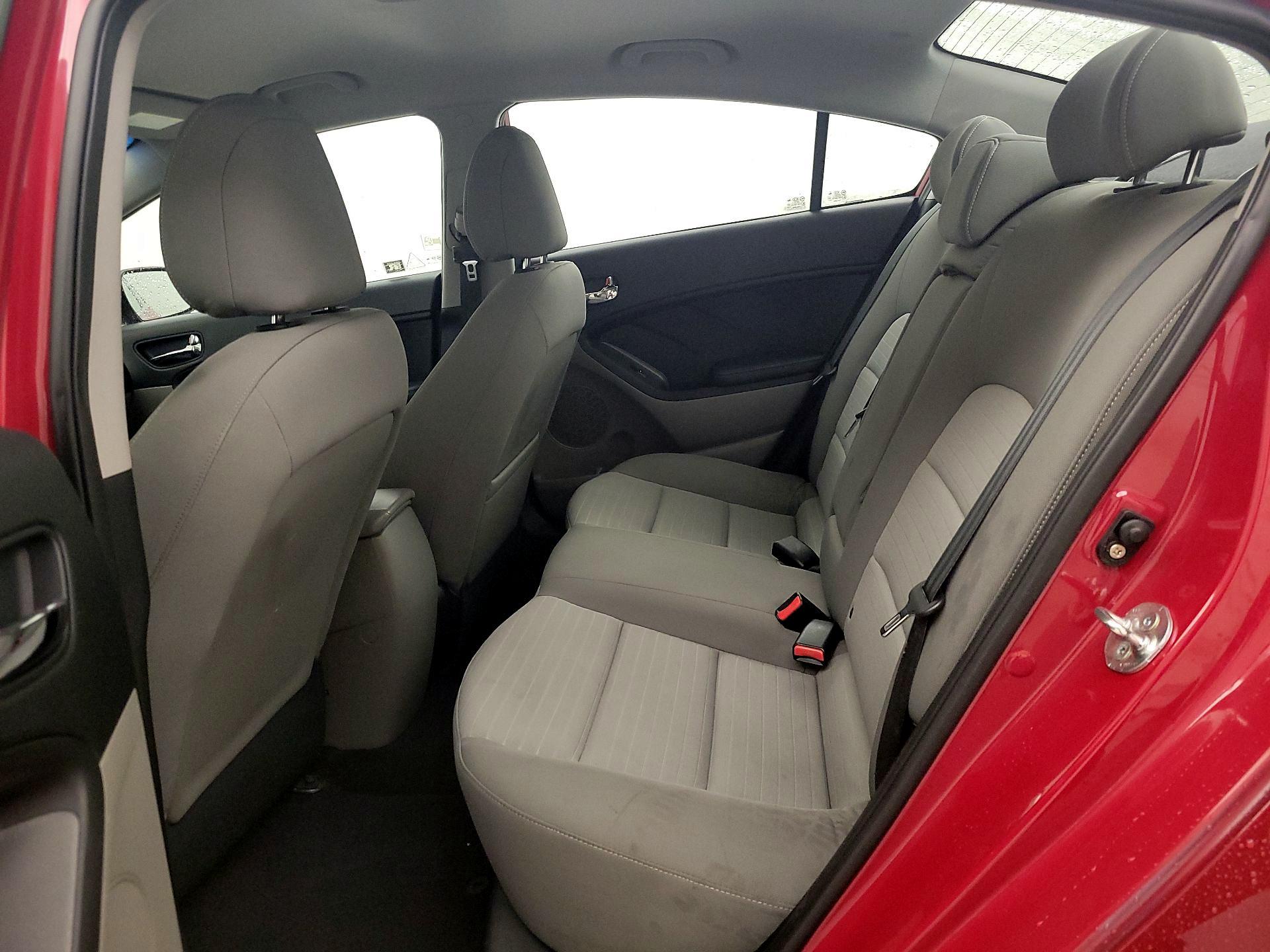 Thumbnail: 2014 Kia Forte - 19