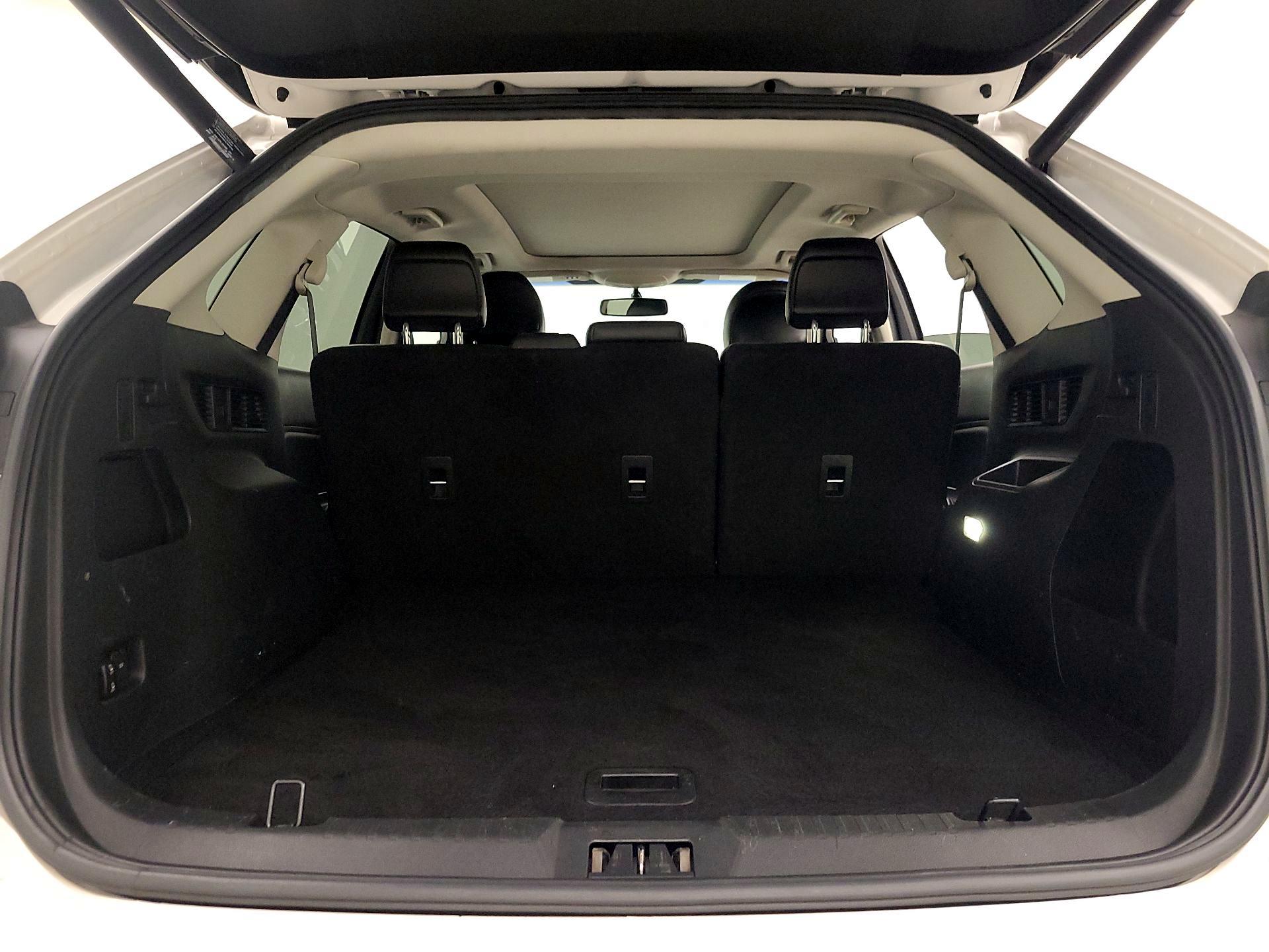 Thumbnail: 2016 Ford Edge - 20