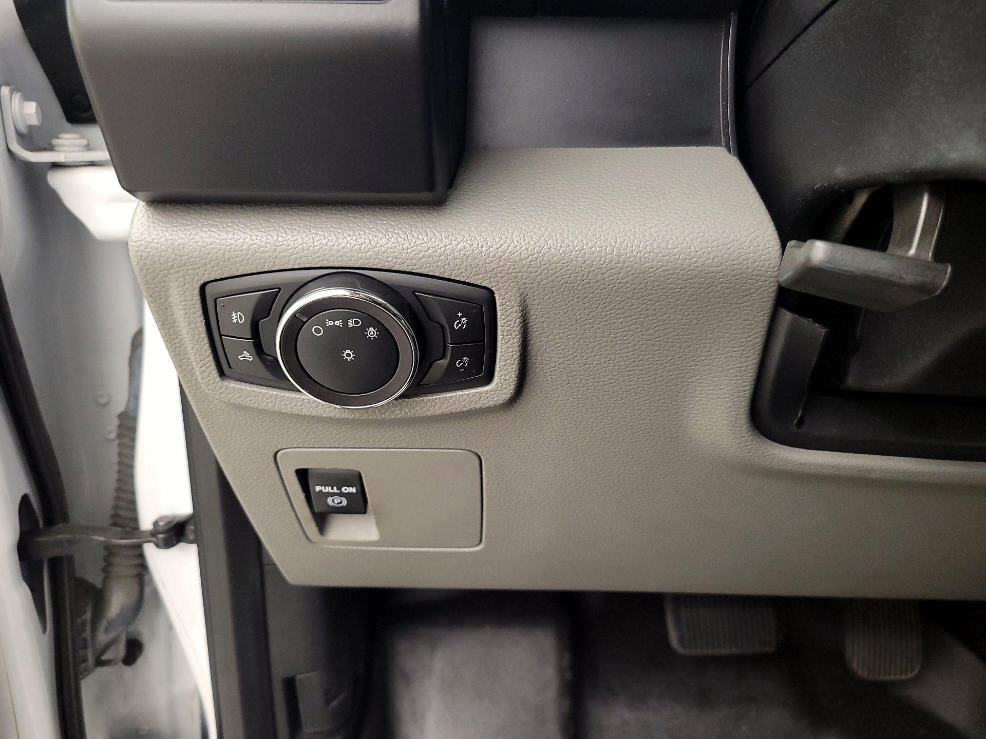 Thumbnail: 2018 Ford F-150 - 13