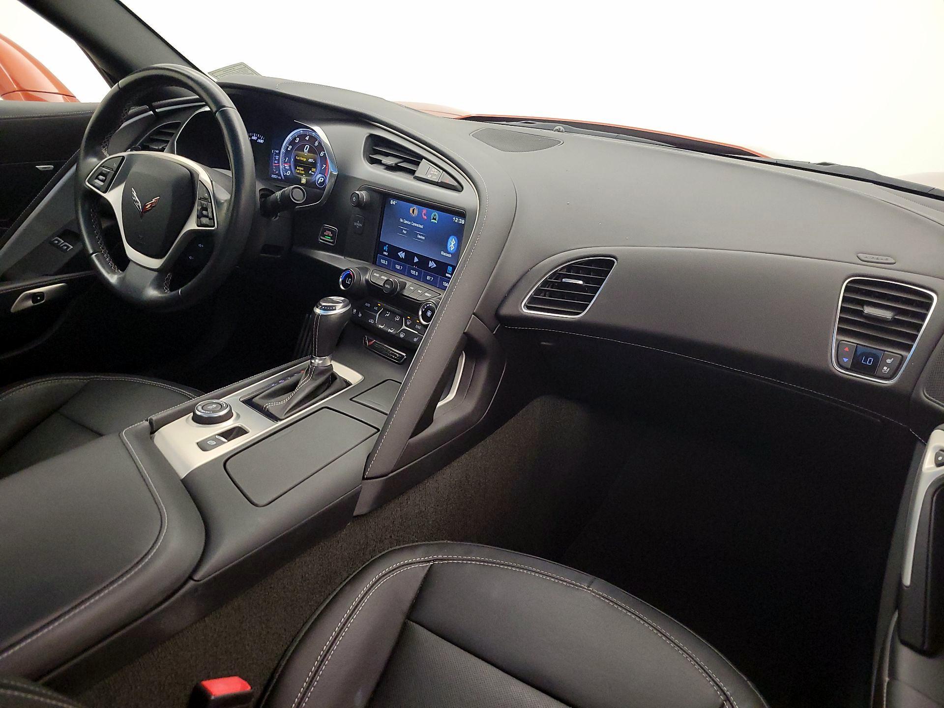 Thumbnail: 2015 Chevrolet Corvette - 9