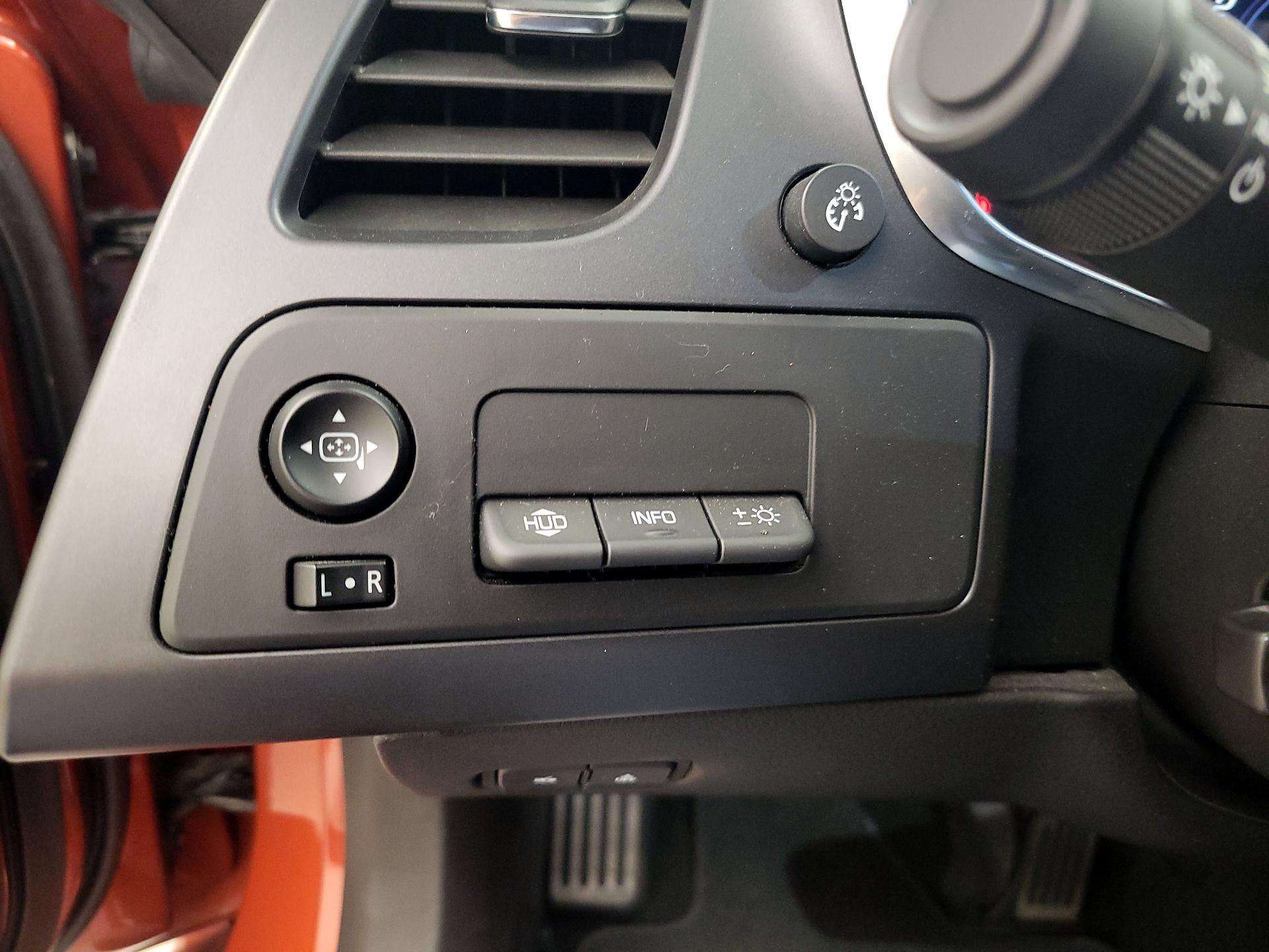 Thumbnail: 2015 Chevrolet Corvette - 13