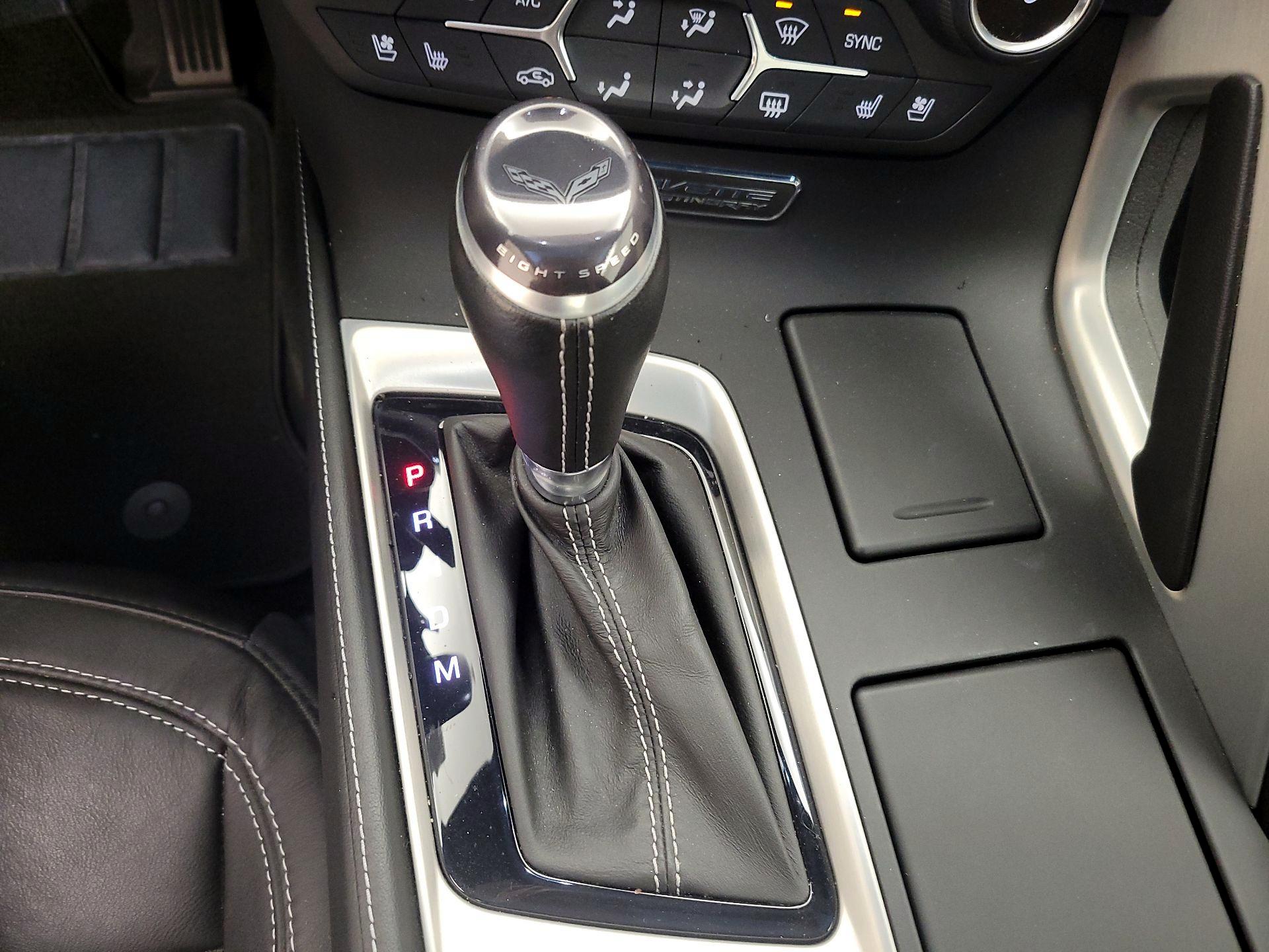 Thumbnail: 2015 Chevrolet Corvette - 18