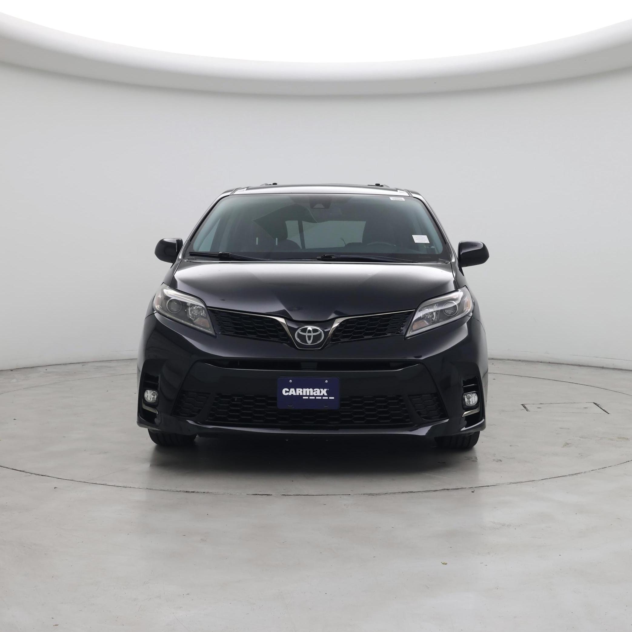 Thumbnail: 2018 Toyota Sienna - 5