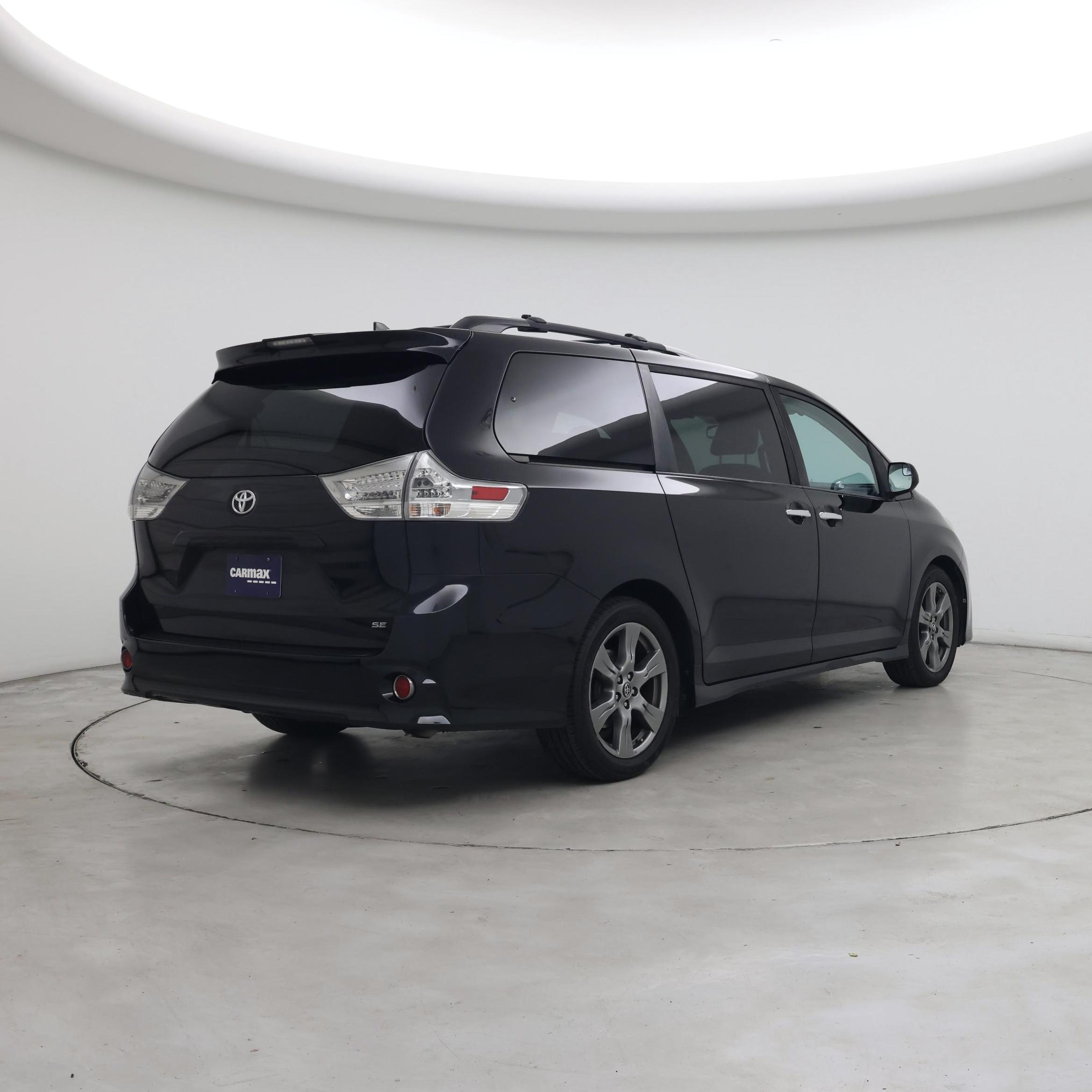Thumbnail: 2018 Toyota Sienna - 8