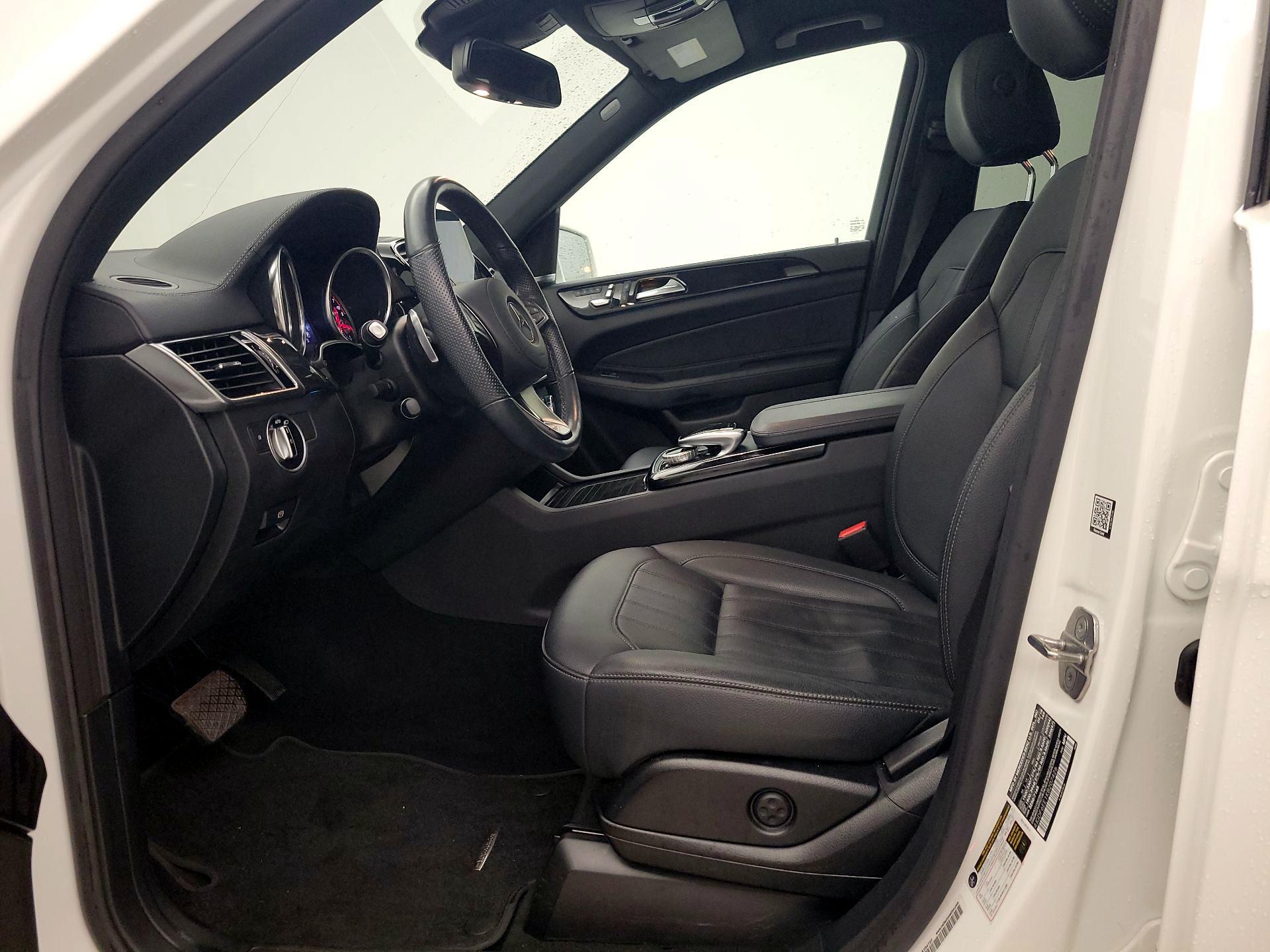 Thumbnail: 2019 Mercedes-Benz GLS - 11