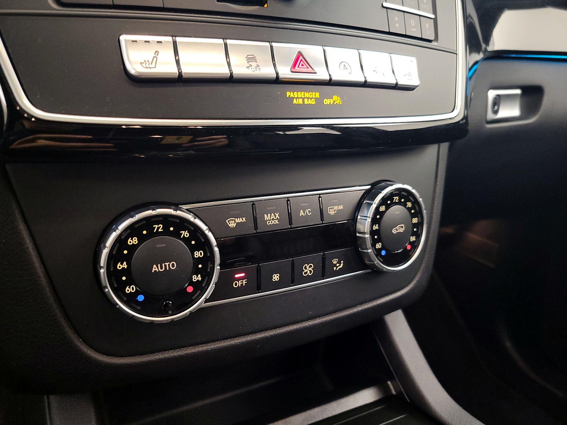 Thumbnail: 2019 Mercedes-Benz GLS - 17