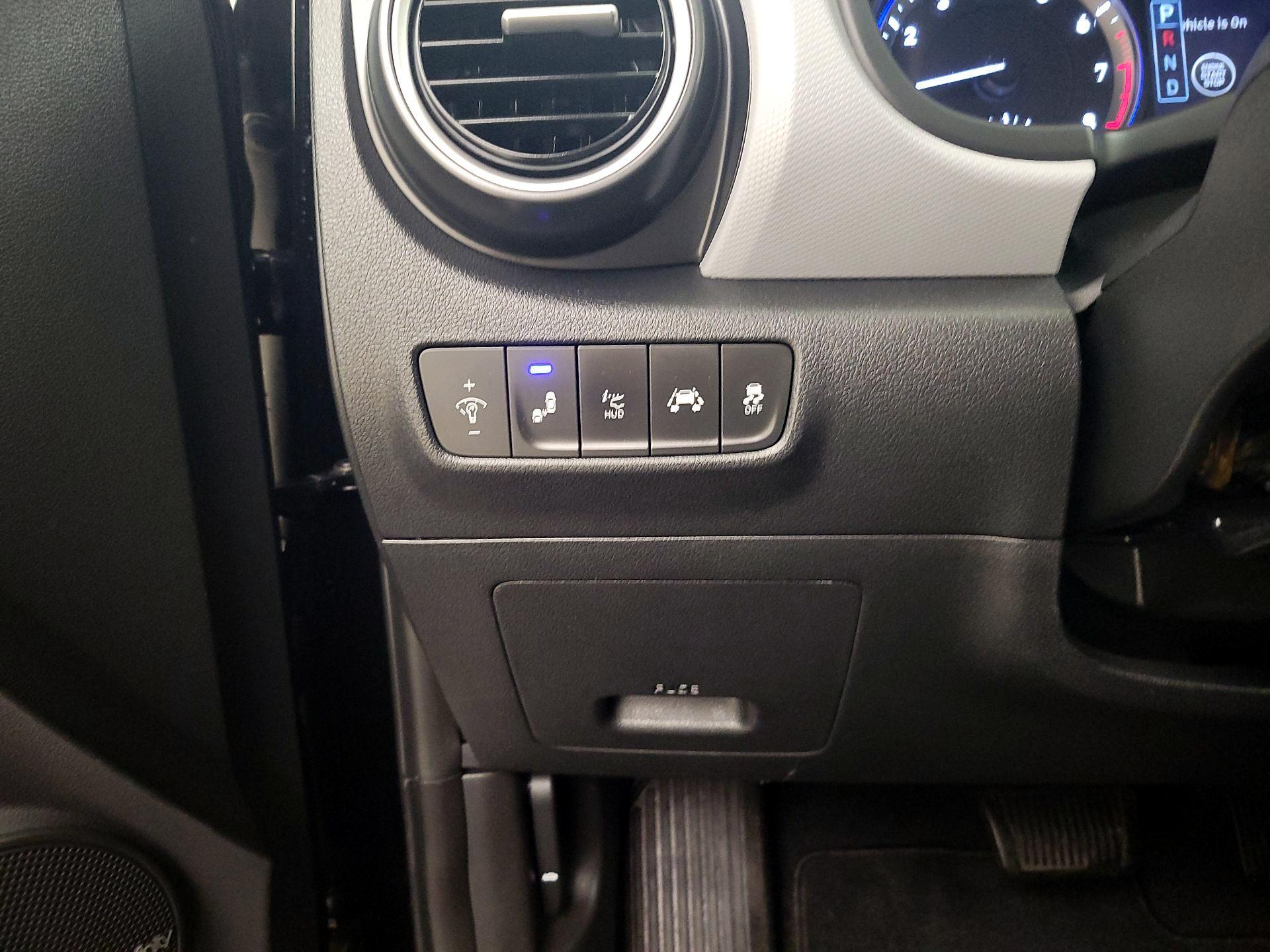 Thumbnail: 2018 Hyundai Kona - 13