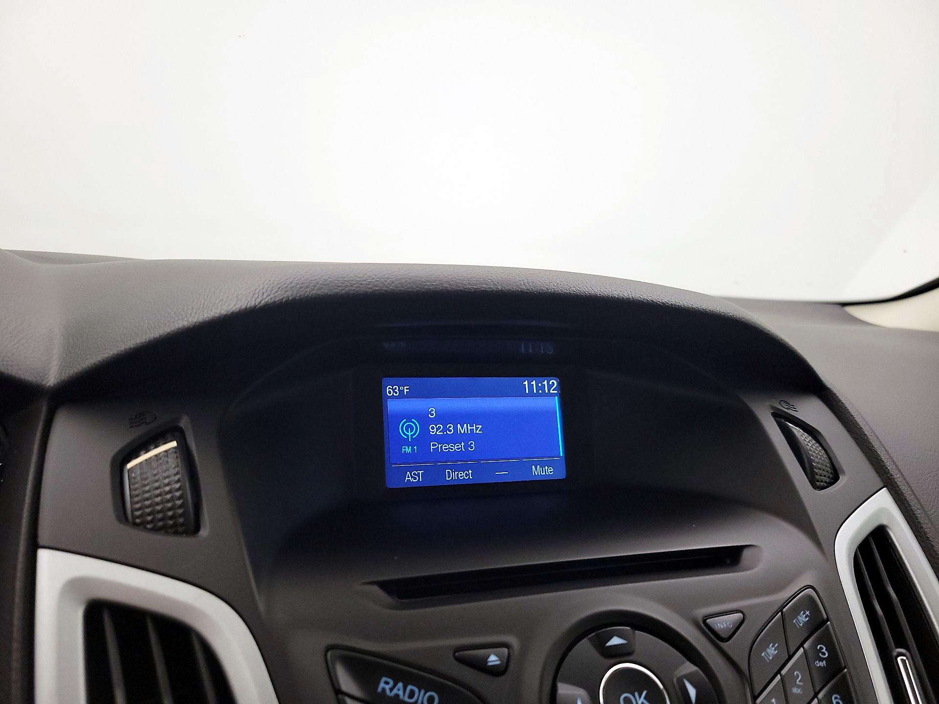 Thumbnail: 2014 Ford Focus - 14