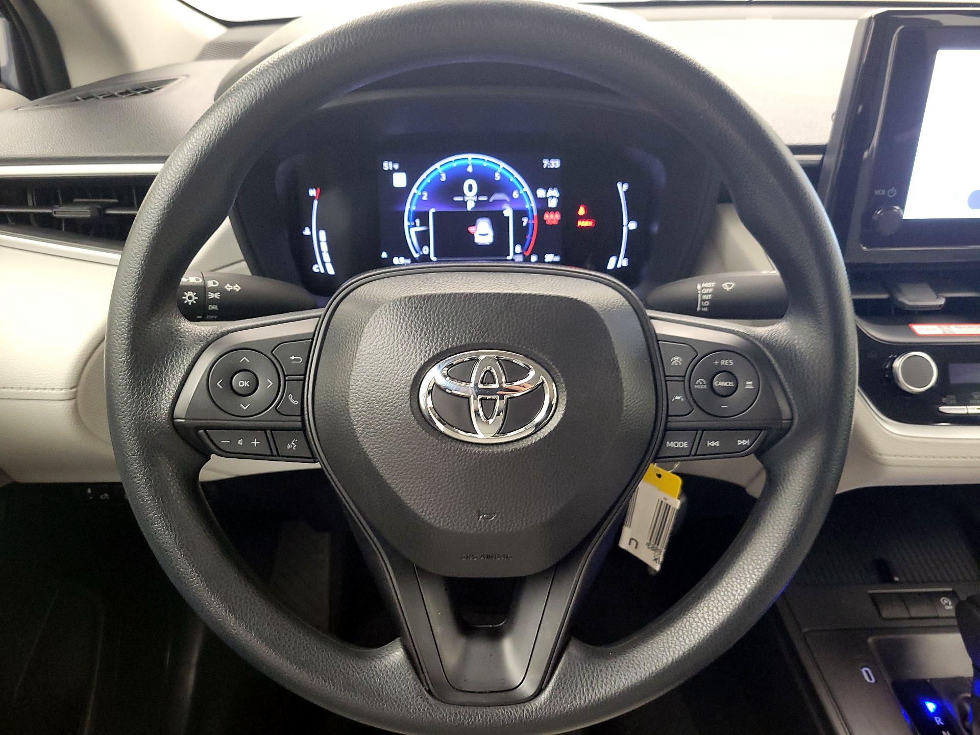 Thumbnail: 2026 Toyota Corolla Cross - 10