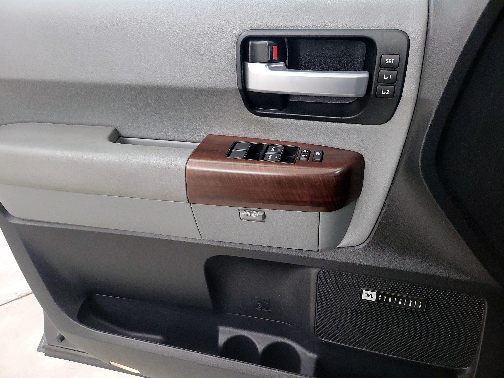 Thumbnail: 2016 Toyota Sequoia - 12