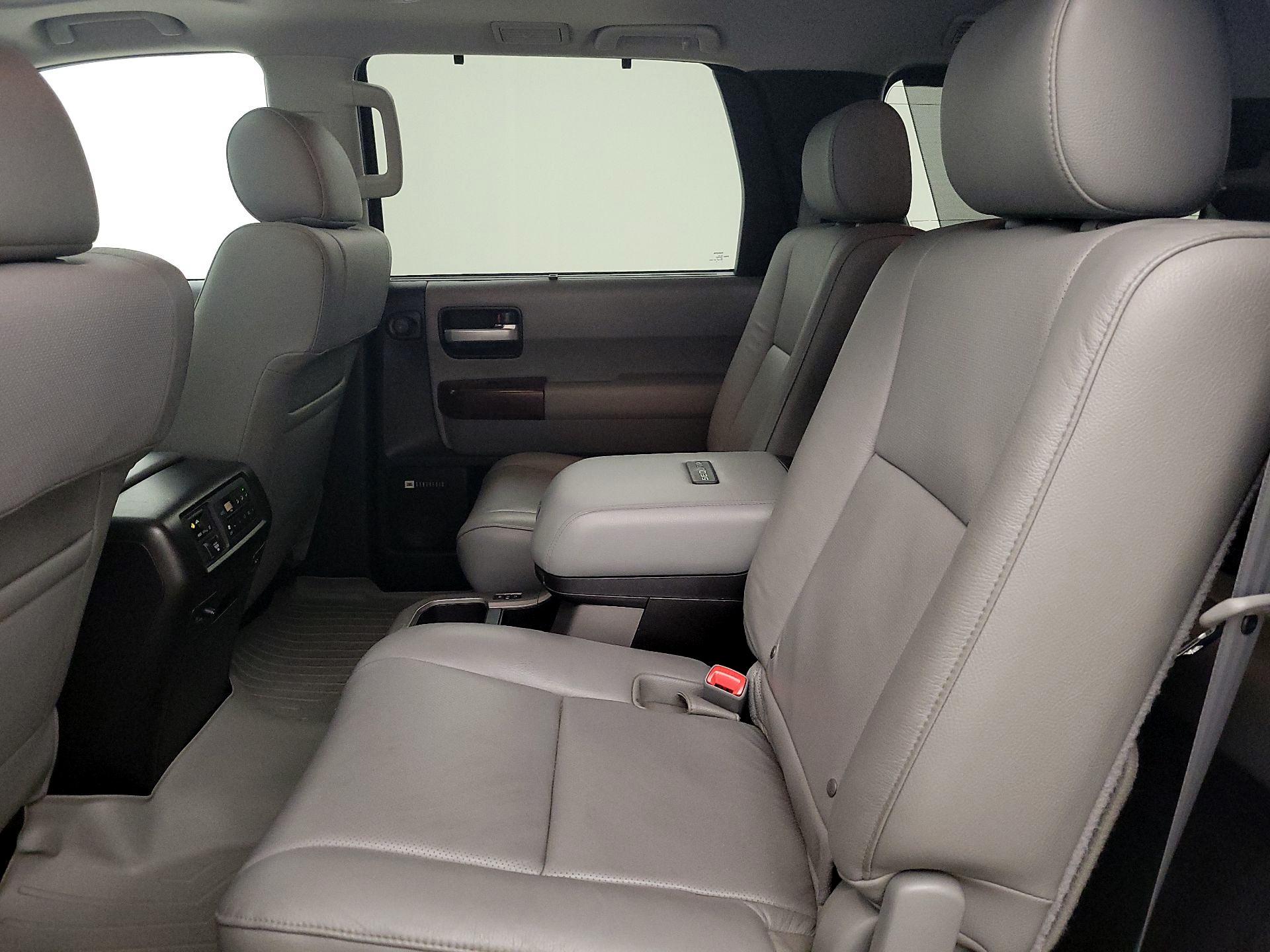 Thumbnail: 2016 Toyota Sequoia - 19