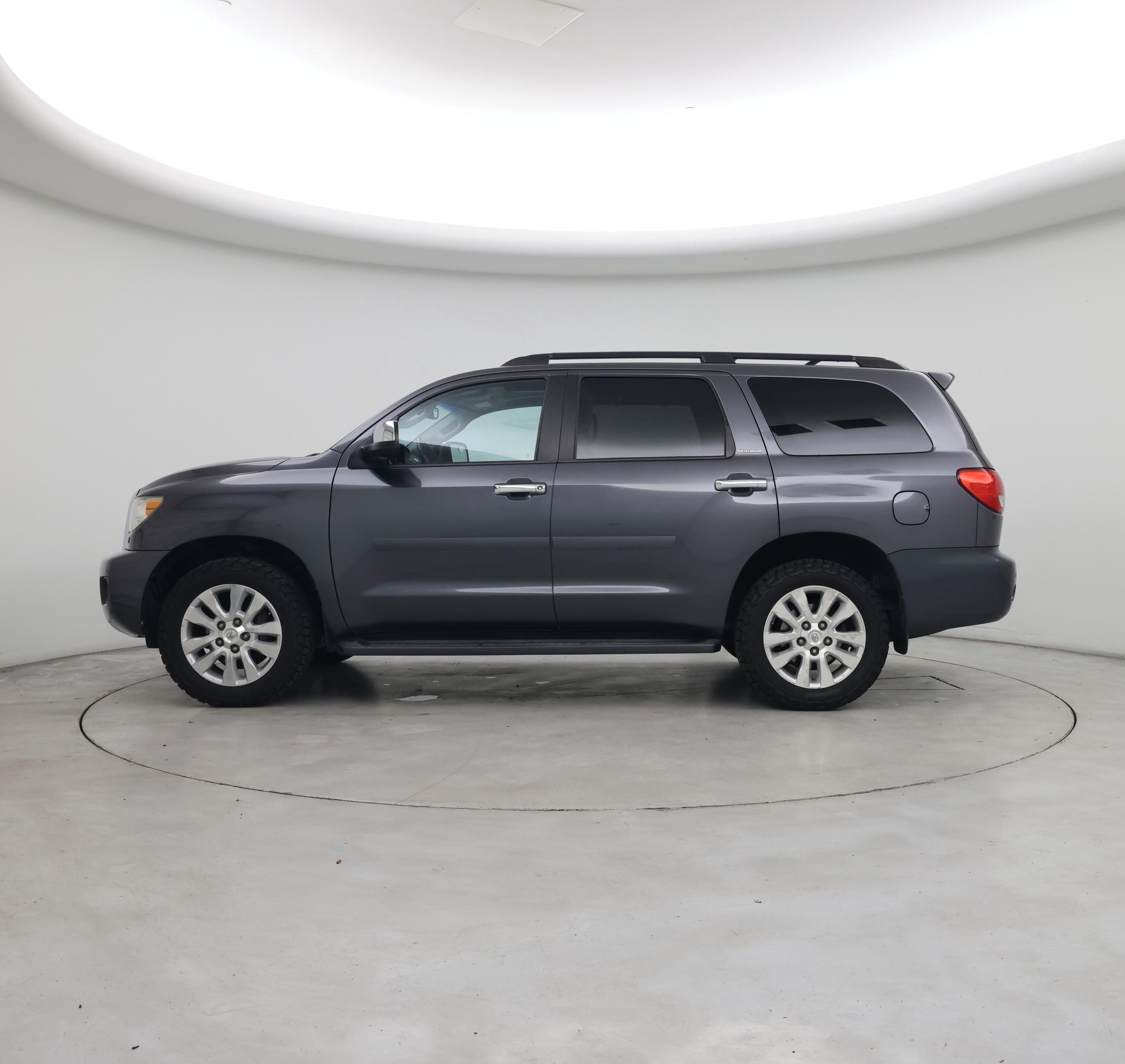 Thumbnail: 2016 Toyota Sequoia - 3