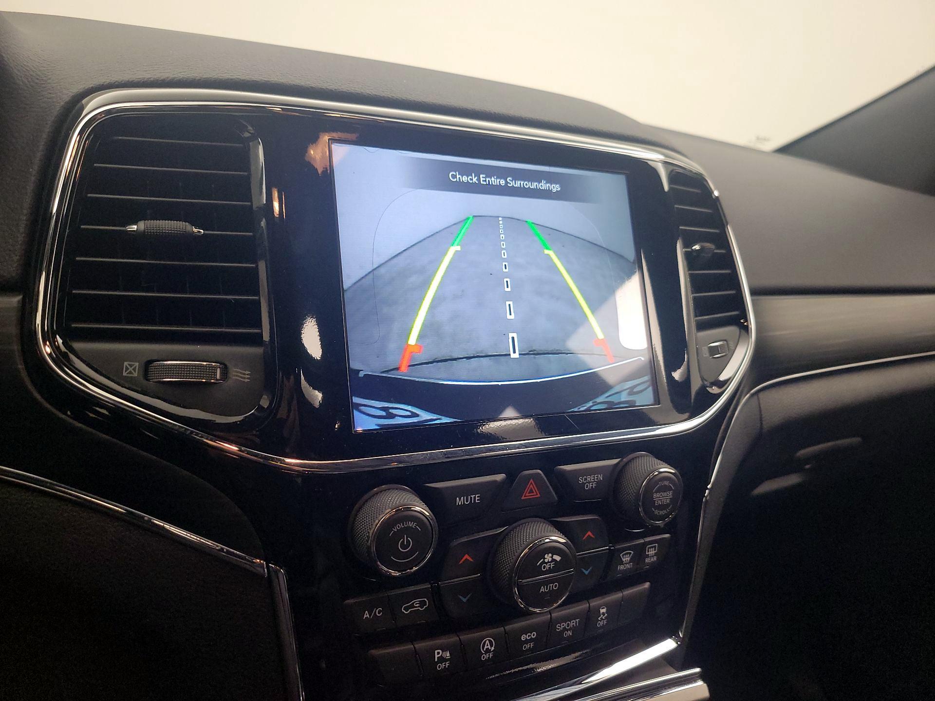 Thumbnail: 2019 Jeep Grand Cherokee - 14