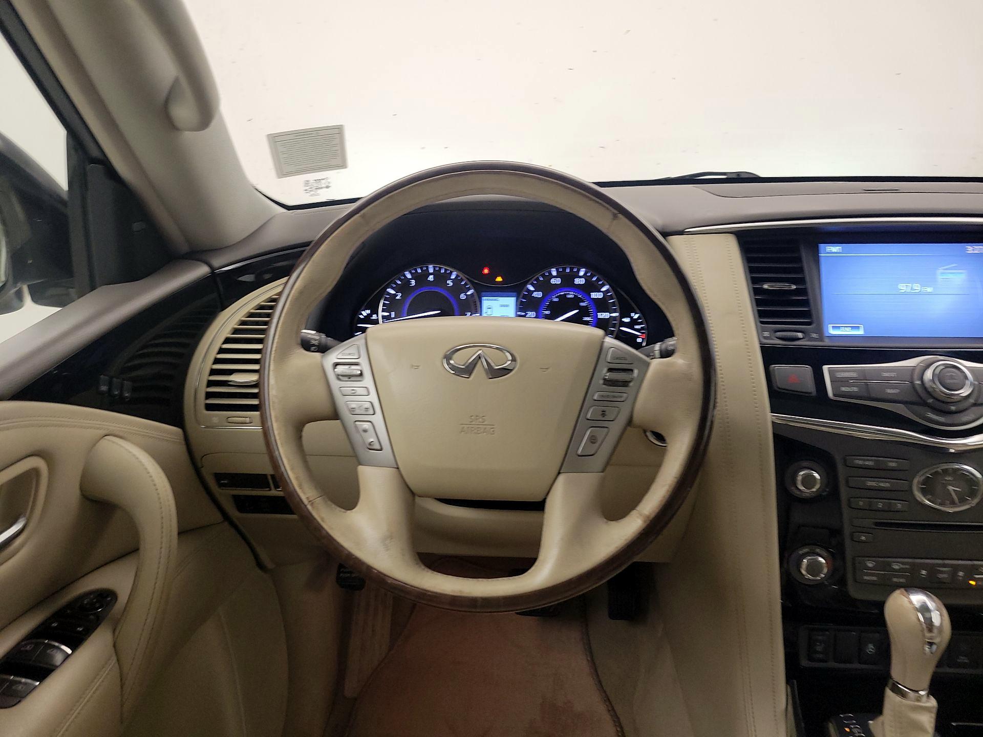 Thumbnail: 2016 INFINITI QX80 - 10