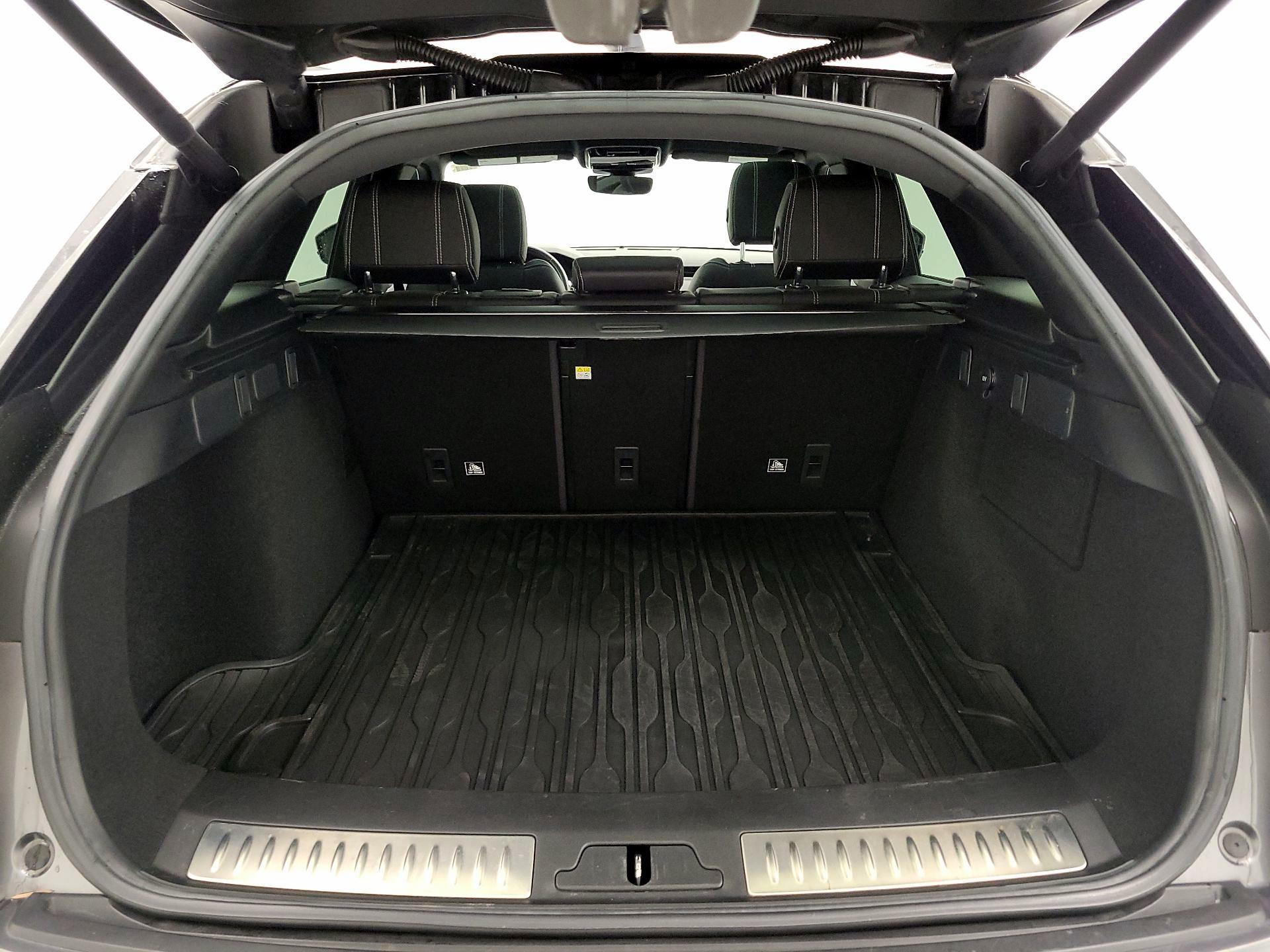 Thumbnail: 2019 Land Rover Range Rover Velar - 20