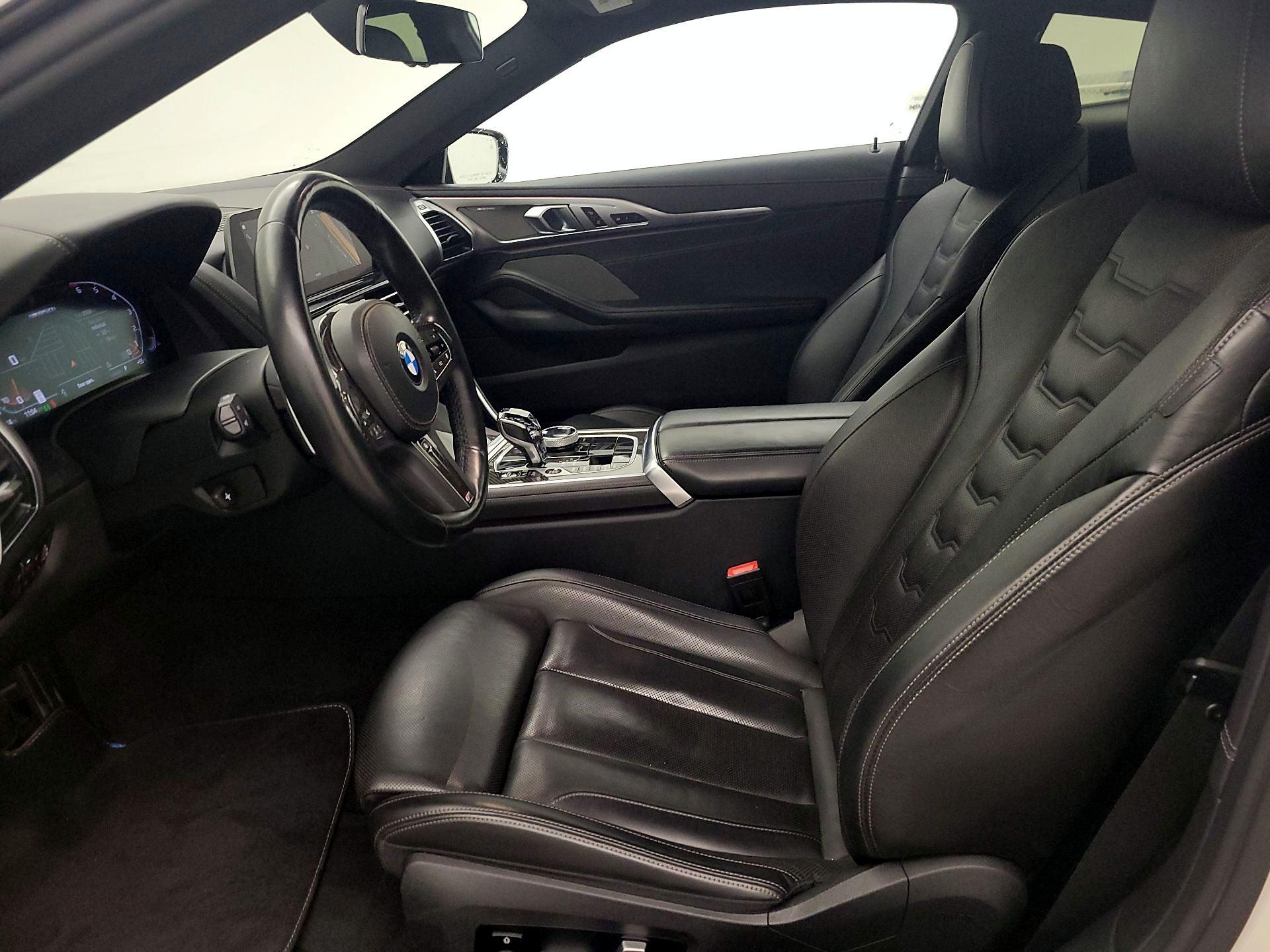 Thumbnail: 2022 BMW 8 Series - 11