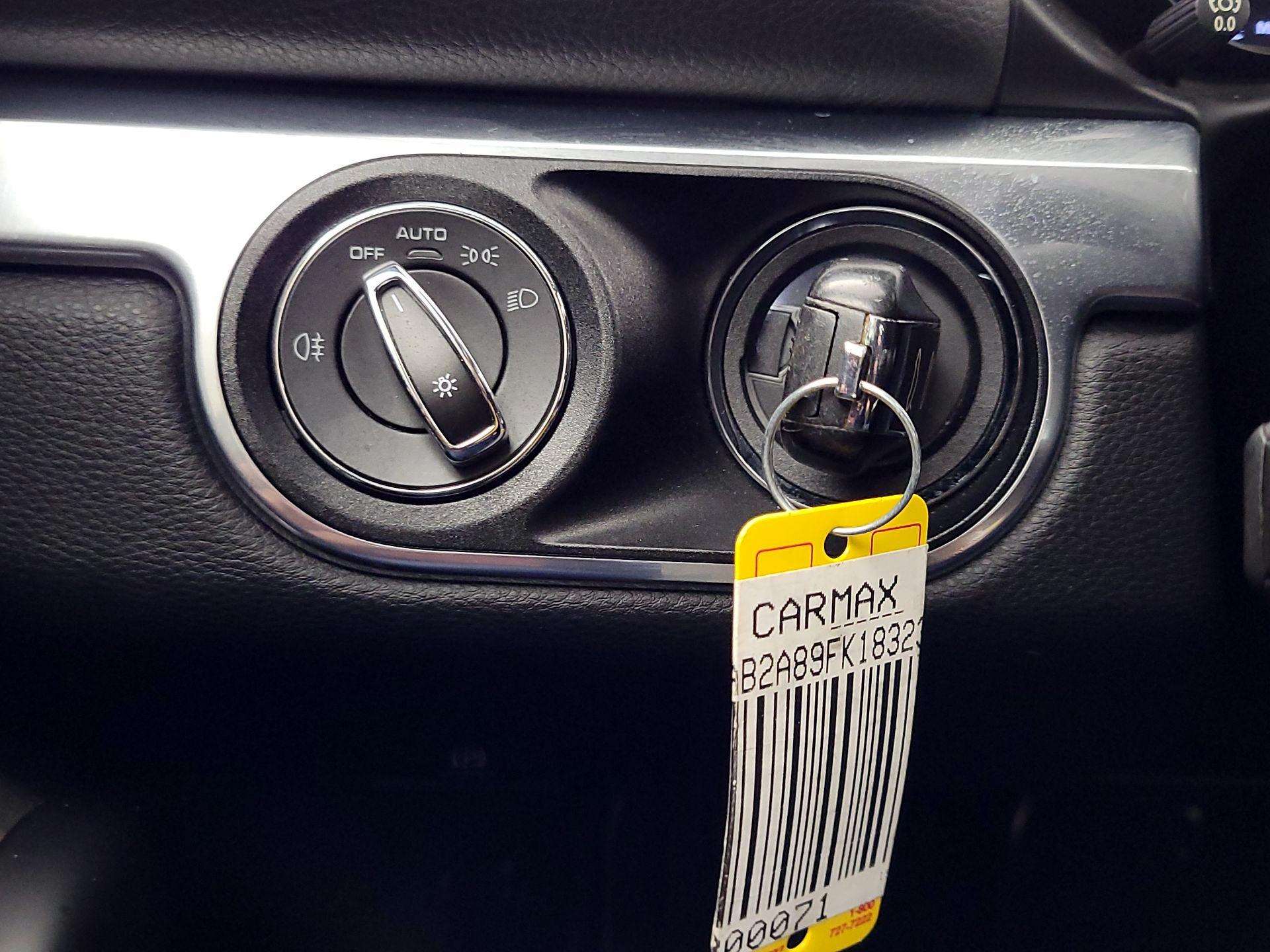 Thumbnail: 2015 Porsche Cayman - 13