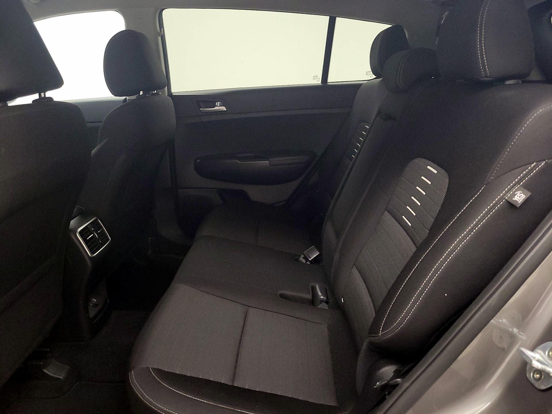 Thumbnail: 2018 Kia Sportage - 18