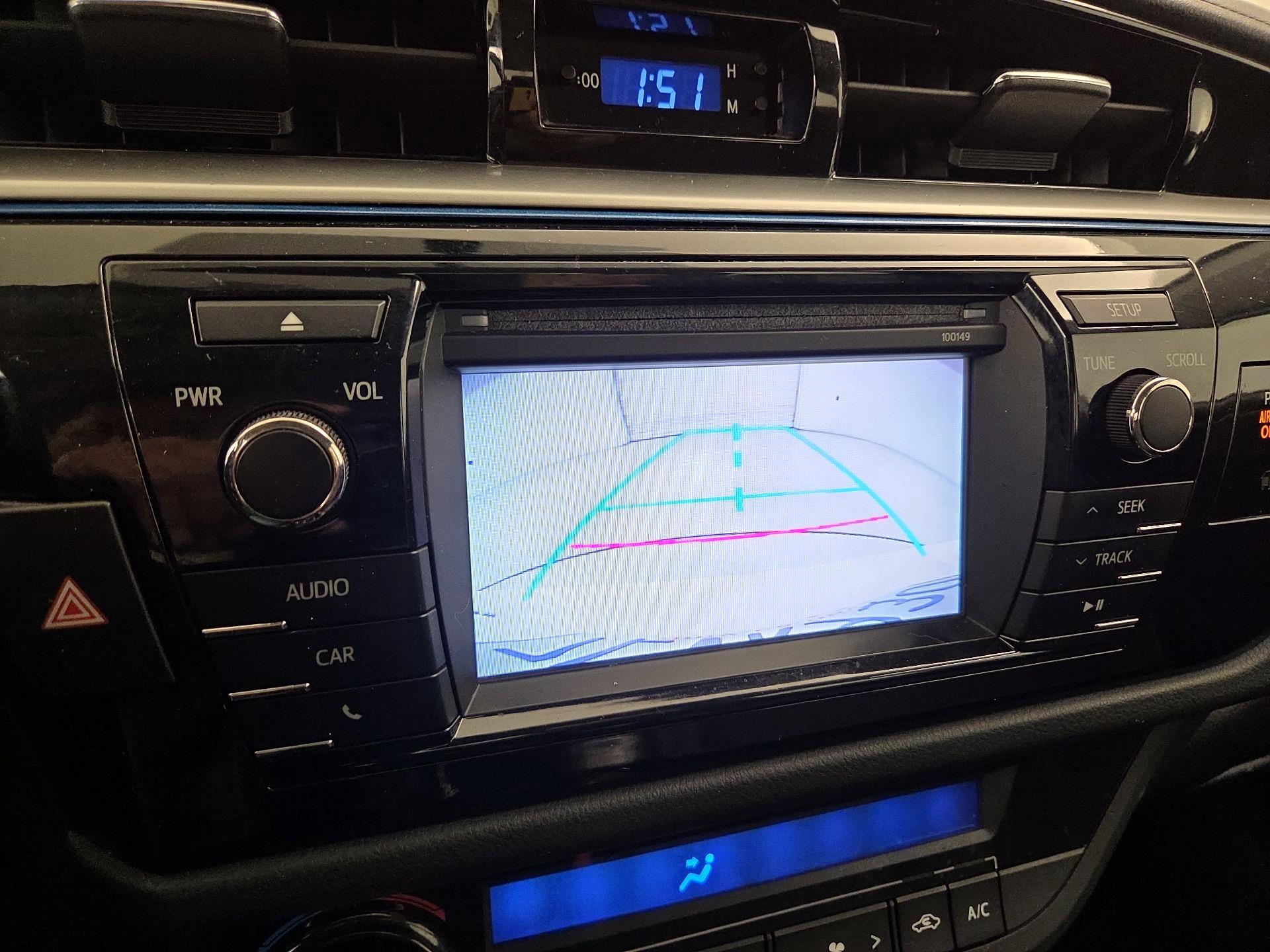 Thumbnail: 2015 Toyota Corolla - 14