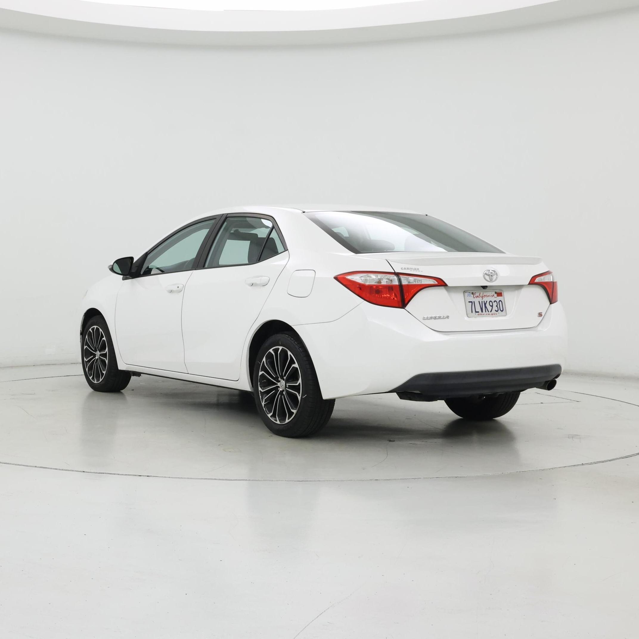 Thumbnail: 2015 Toyota Corolla - 2