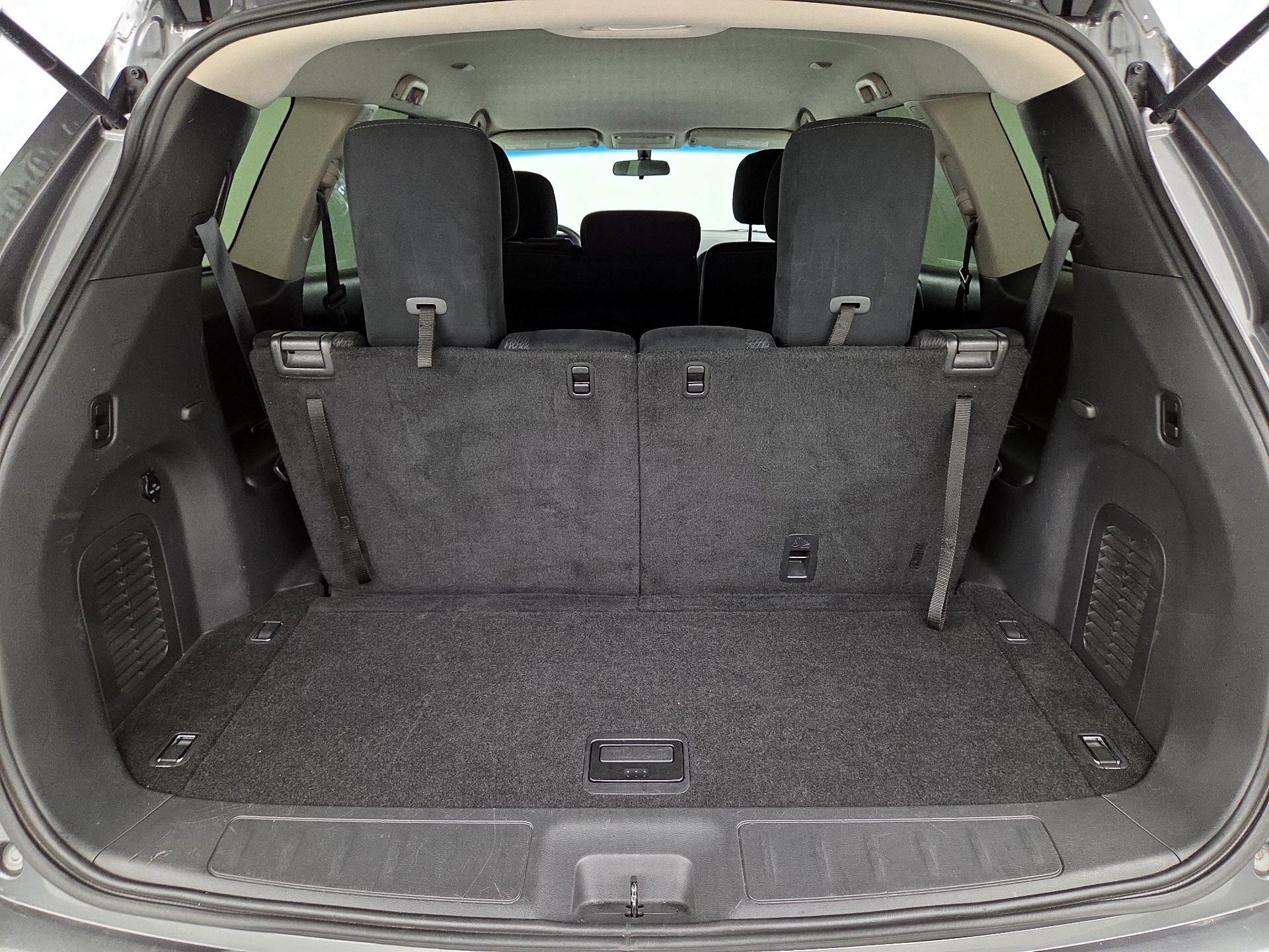 Thumbnail: 2016 Nissan Pathfinder - 20