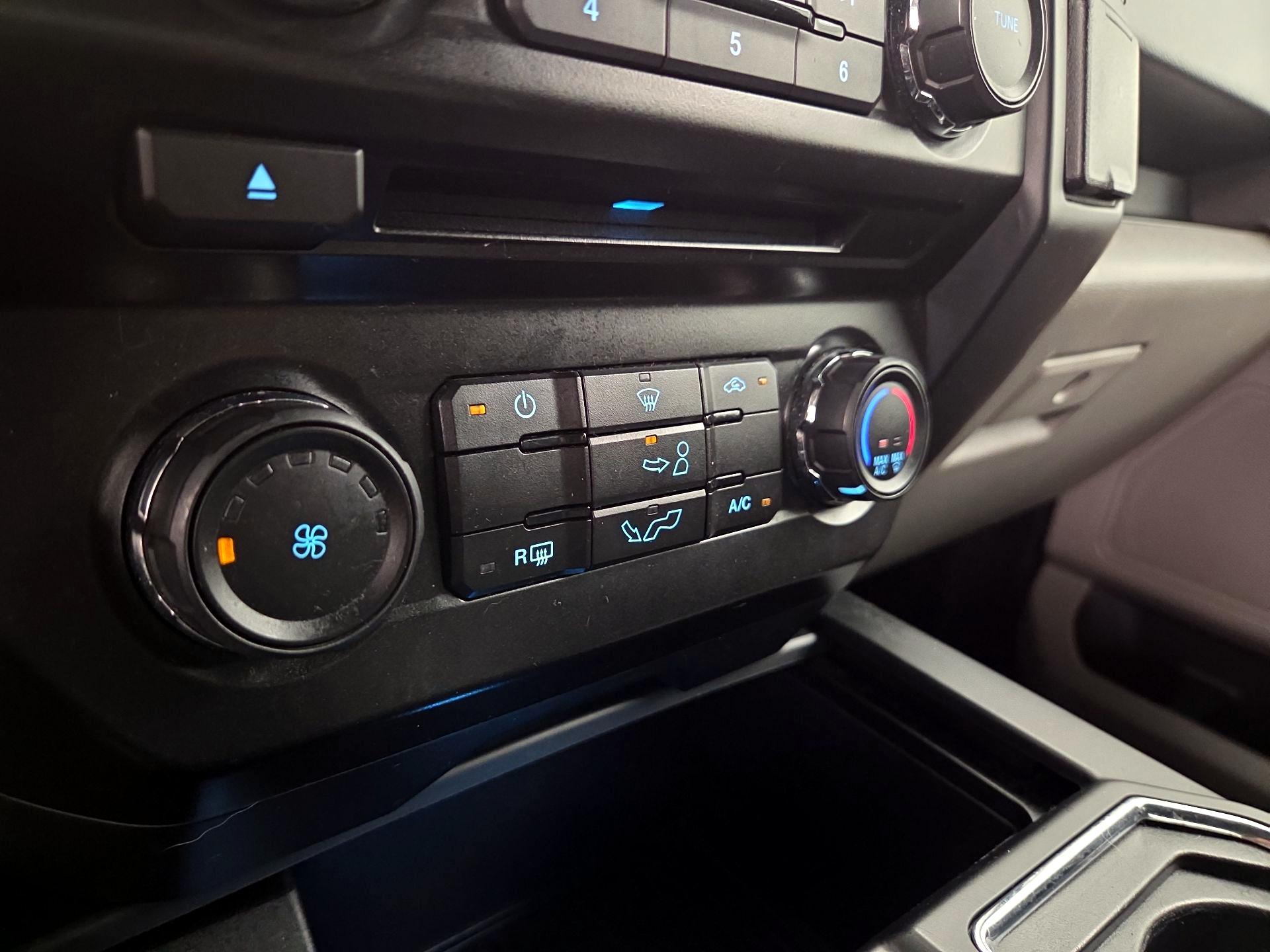 Thumbnail: 2018 Ford F-150 - 16