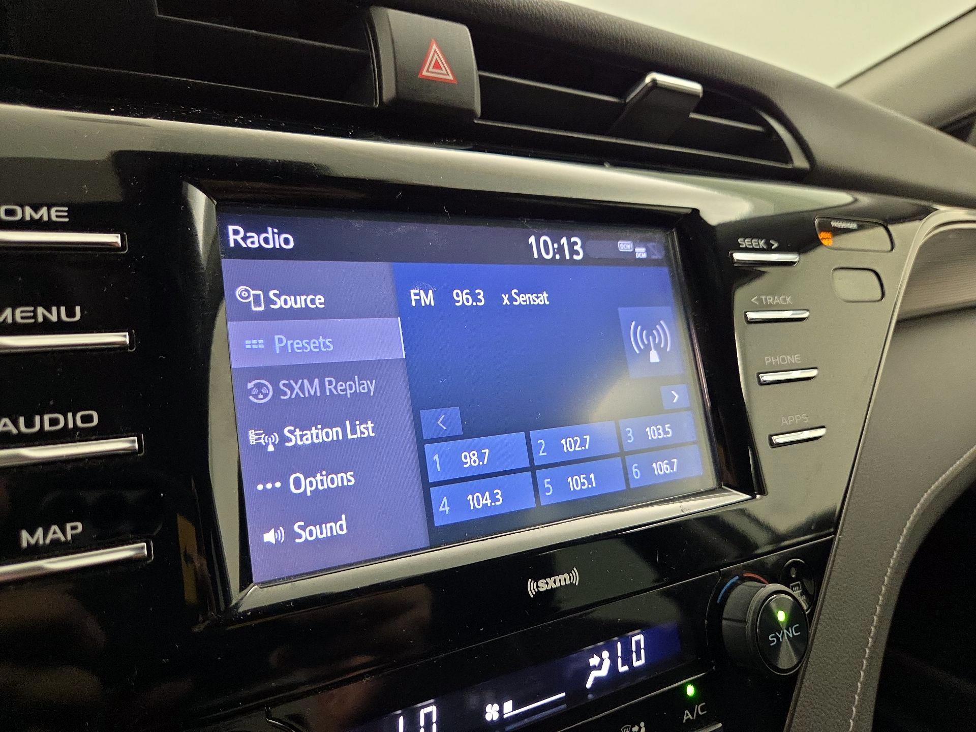 Thumbnail: 2020 Toyota Camry - 15