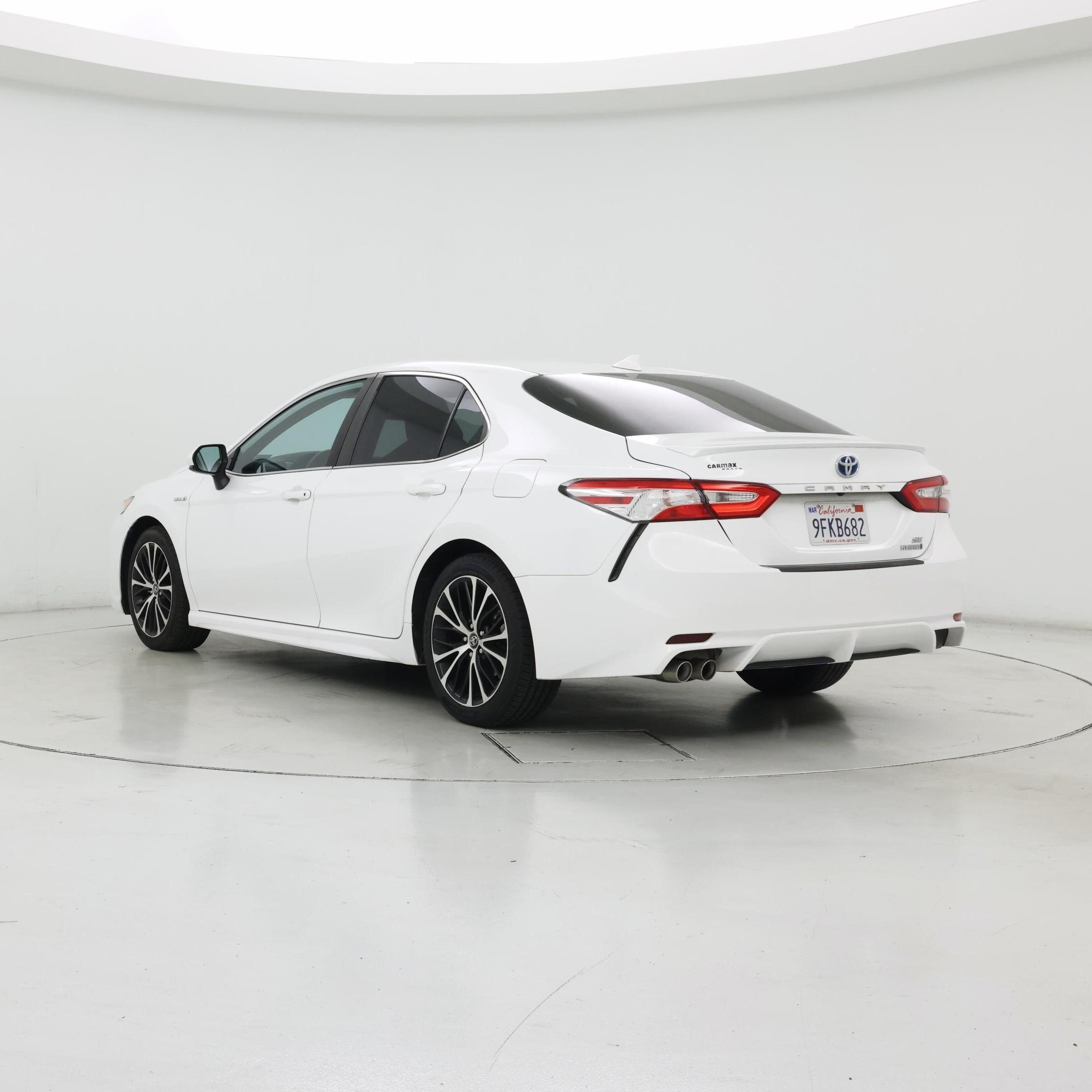 Thumbnail: 2020 Toyota Camry - 2